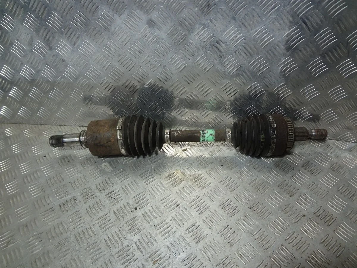 Полуось передняя левая Mercedes-Benz M-класс W163 (1997—2001)