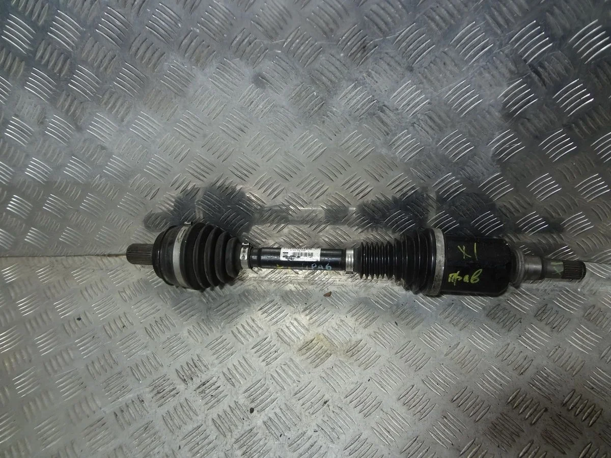 Полуось передняя правая Mercedes-Benz GLC-класс X253 (2015—2019)