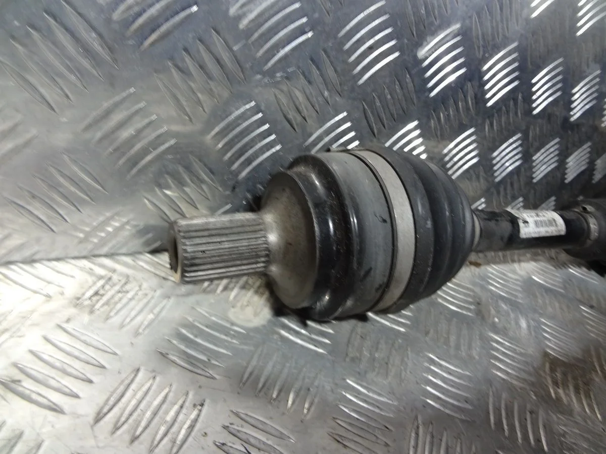 Полуось передняя правая Mercedes-Benz GLC-класс X253 (2015—2019)