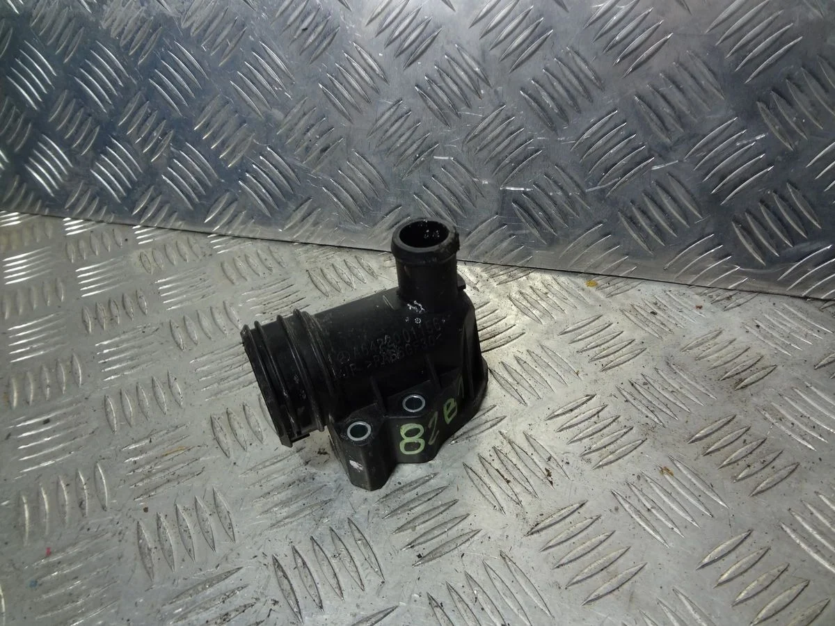 Фланец двигателя системы охлаждения Mercedes-Benz GLS-класс X166 (2015—2019)