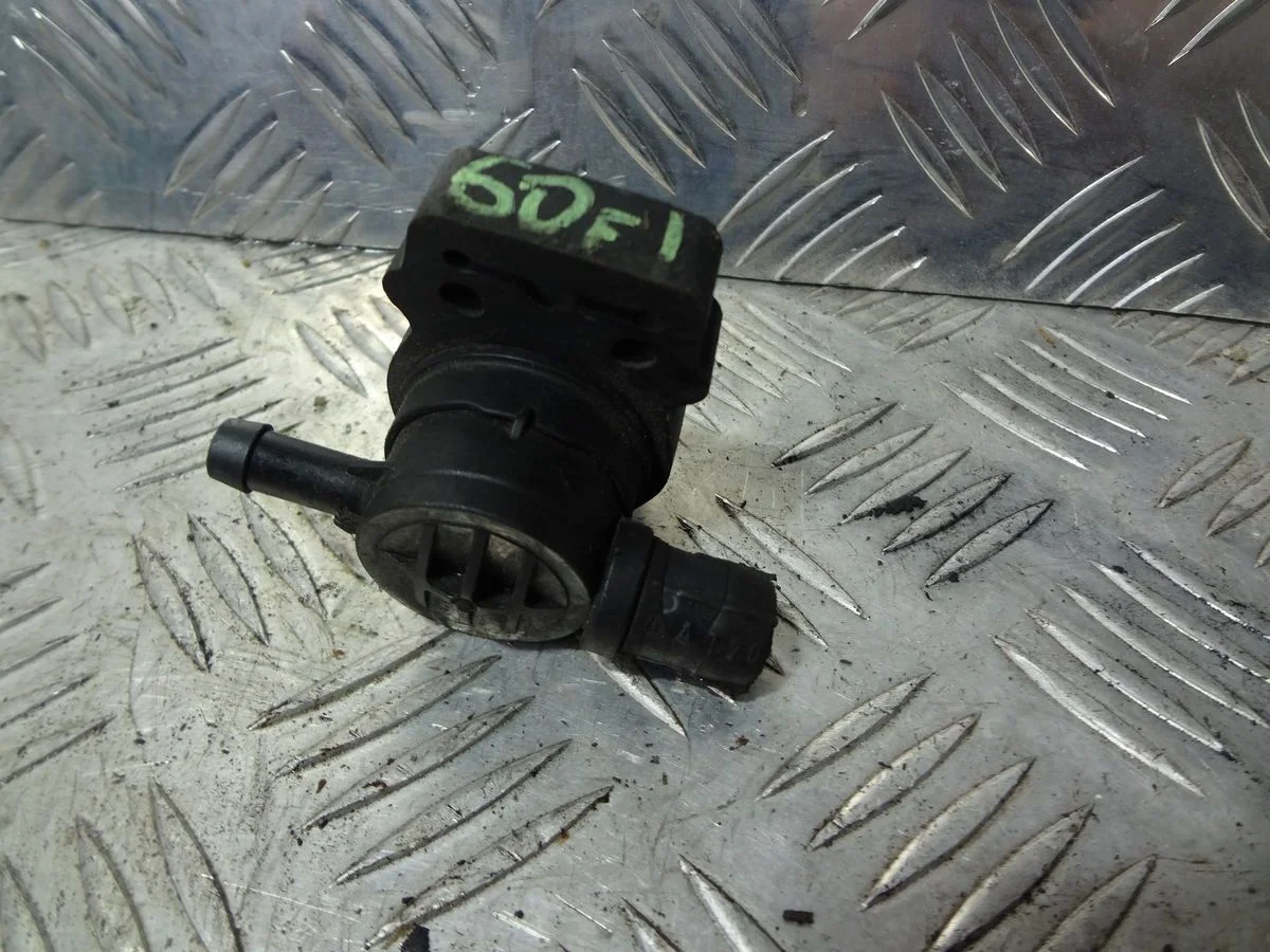 Клапан вентиляции топливного бака Mercedes-Benz GLK-класс X204 рестайлинг (2012—2015)