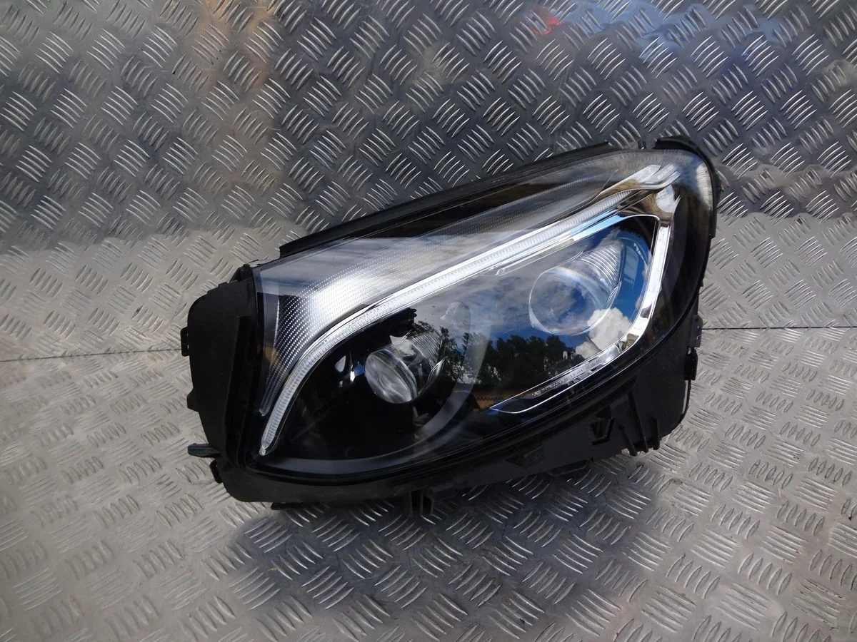 Фара левая Mercedes-Benz GLC-класс X253 (2015—2019)