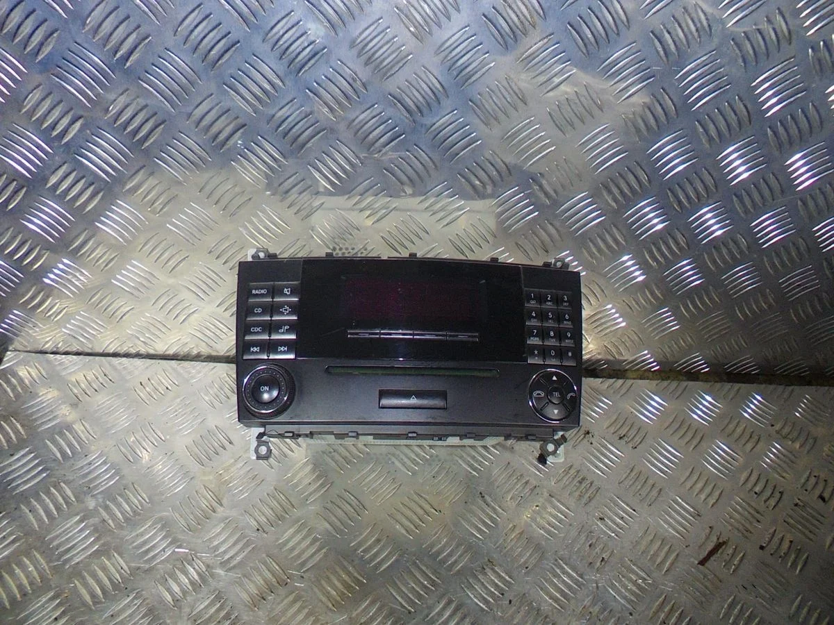 Магнитола Mercedes-Benz CLC-класс CL203 (2008—2011)