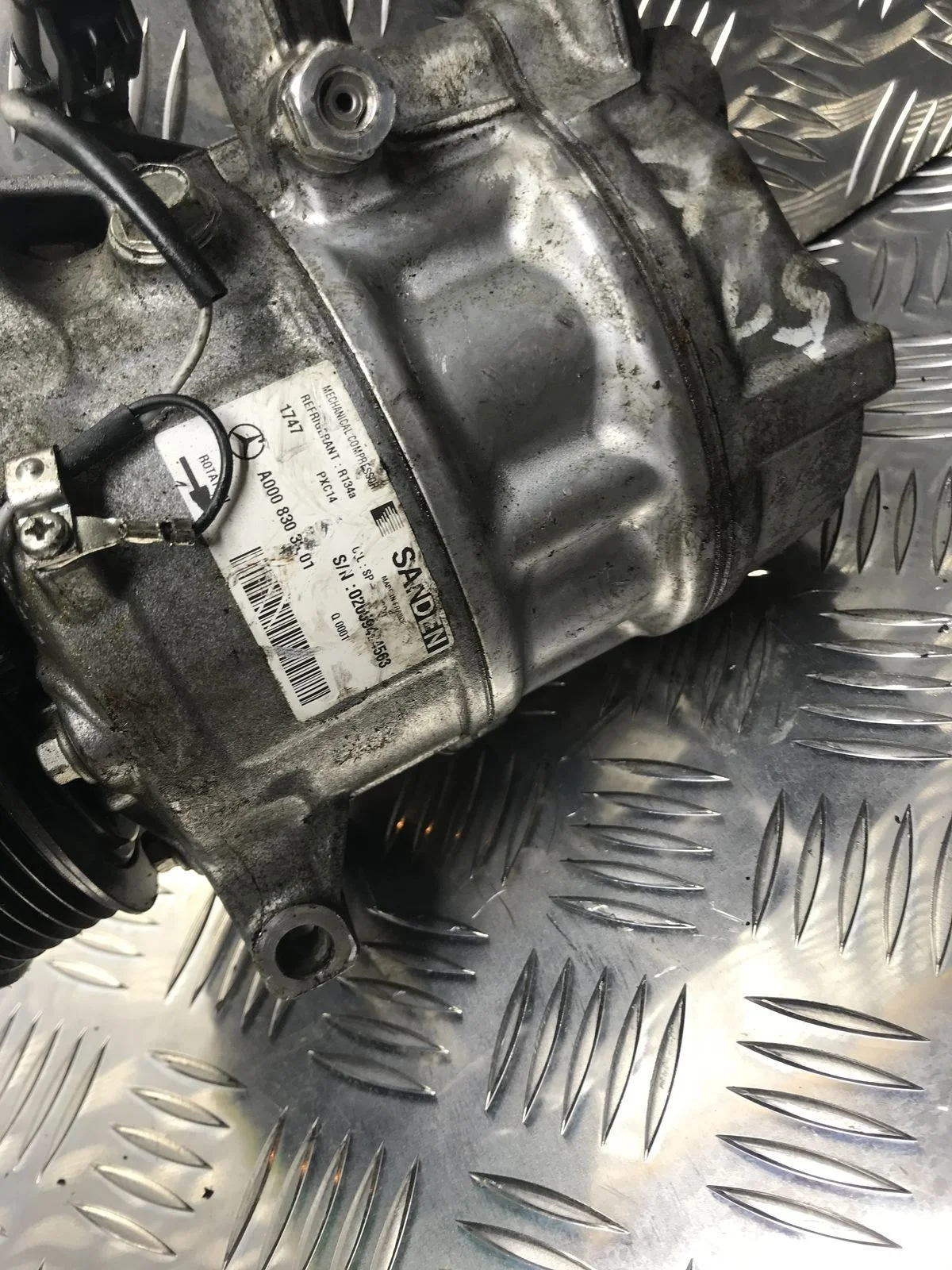 Компрессор системы кондиционирования Mercedes-Benz C-класс W205/S205/C205/A205 (2014—2018)