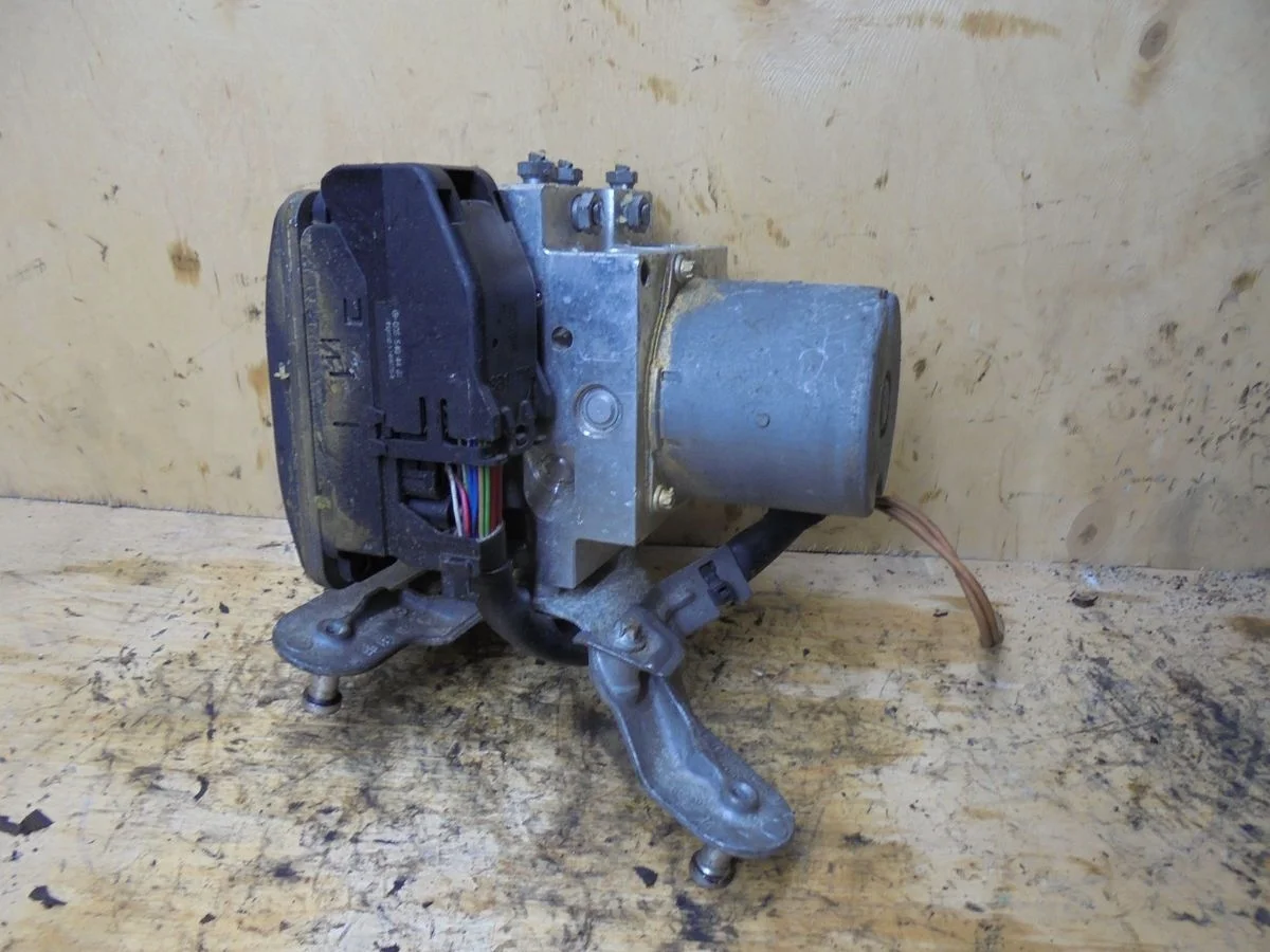 Блок ABS (насос) Mercedes-Benz CL-класс C216 (2006—2010)