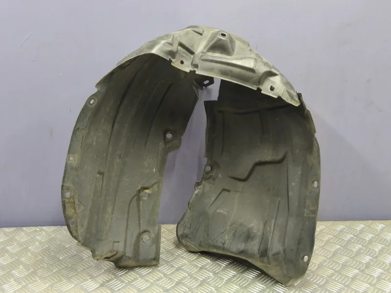 Подкрылок передний правый Mazda 3 2007 BP4L56130E BK LF-VE