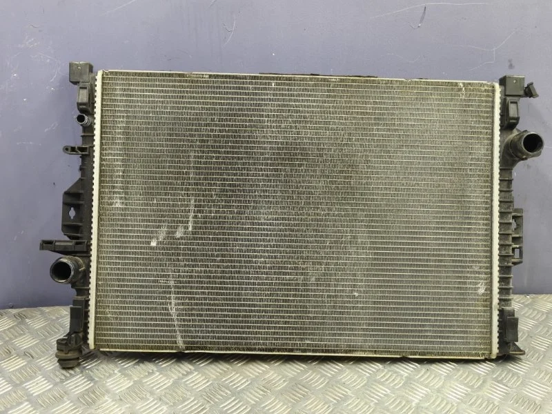 Радиатор основной Volvo V60 2016 31368082 CROSS COUNTRY B4204T7