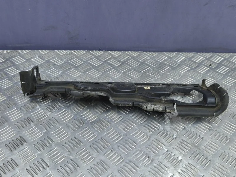 Воздуховод радиатора левый Volvo V60 2016 31353295 CROSS COUNTRY B4204T7