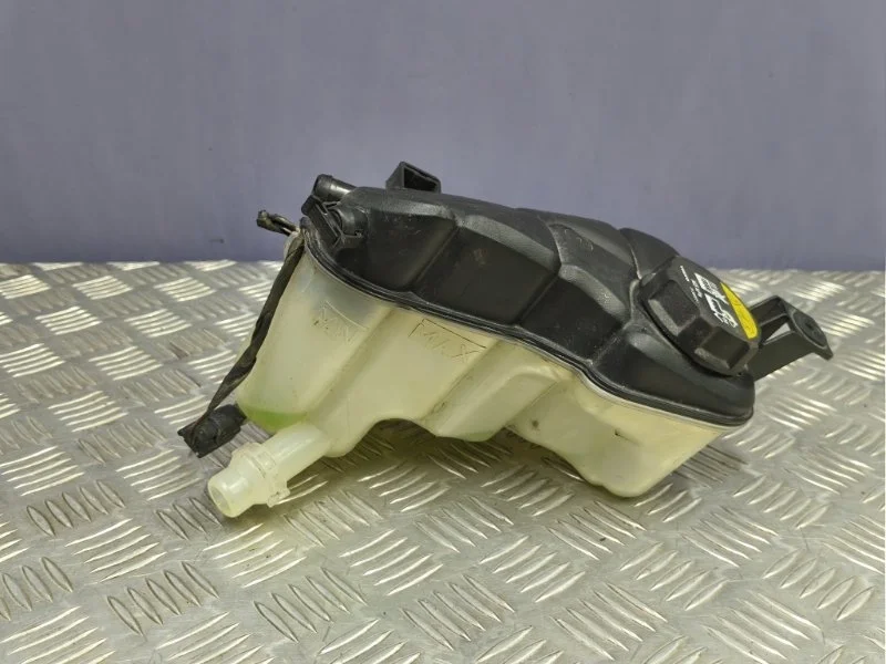 Бачок расширительный Volvo V60 2016 31200321 CROSS COUNTRY B4204T7