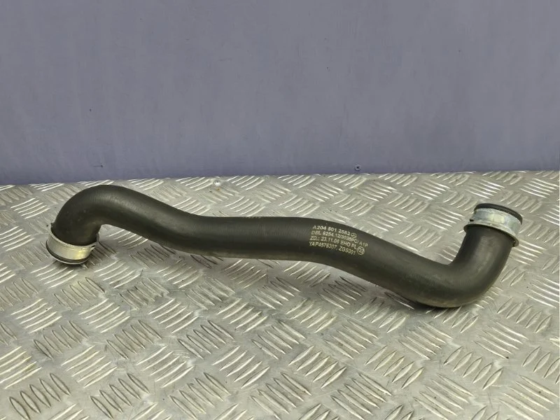 Патрубок радиатора верхний Mercedes-Benz C-class 2012 A2045012582 W204 271.820