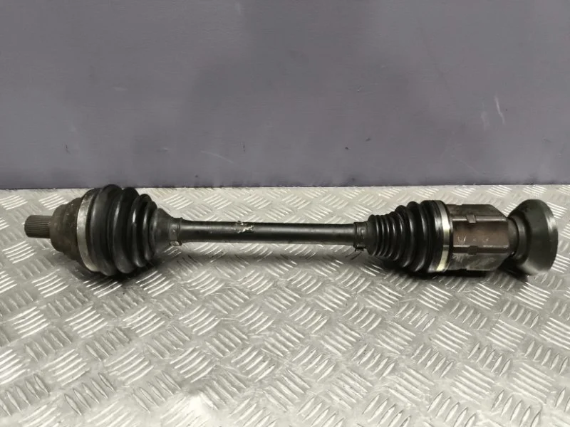 Привод передний правый volkswagen Tiguan 2009 5N0407764J 5N1 CAWA