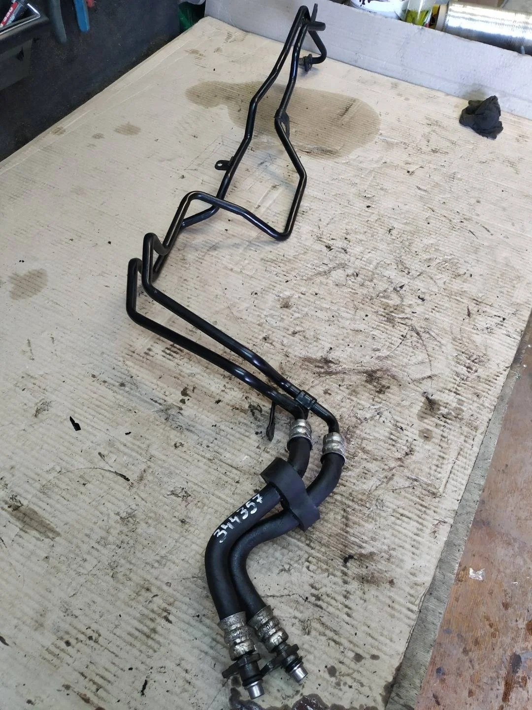 шланг (трубка) АКПП Audi Q7  2013