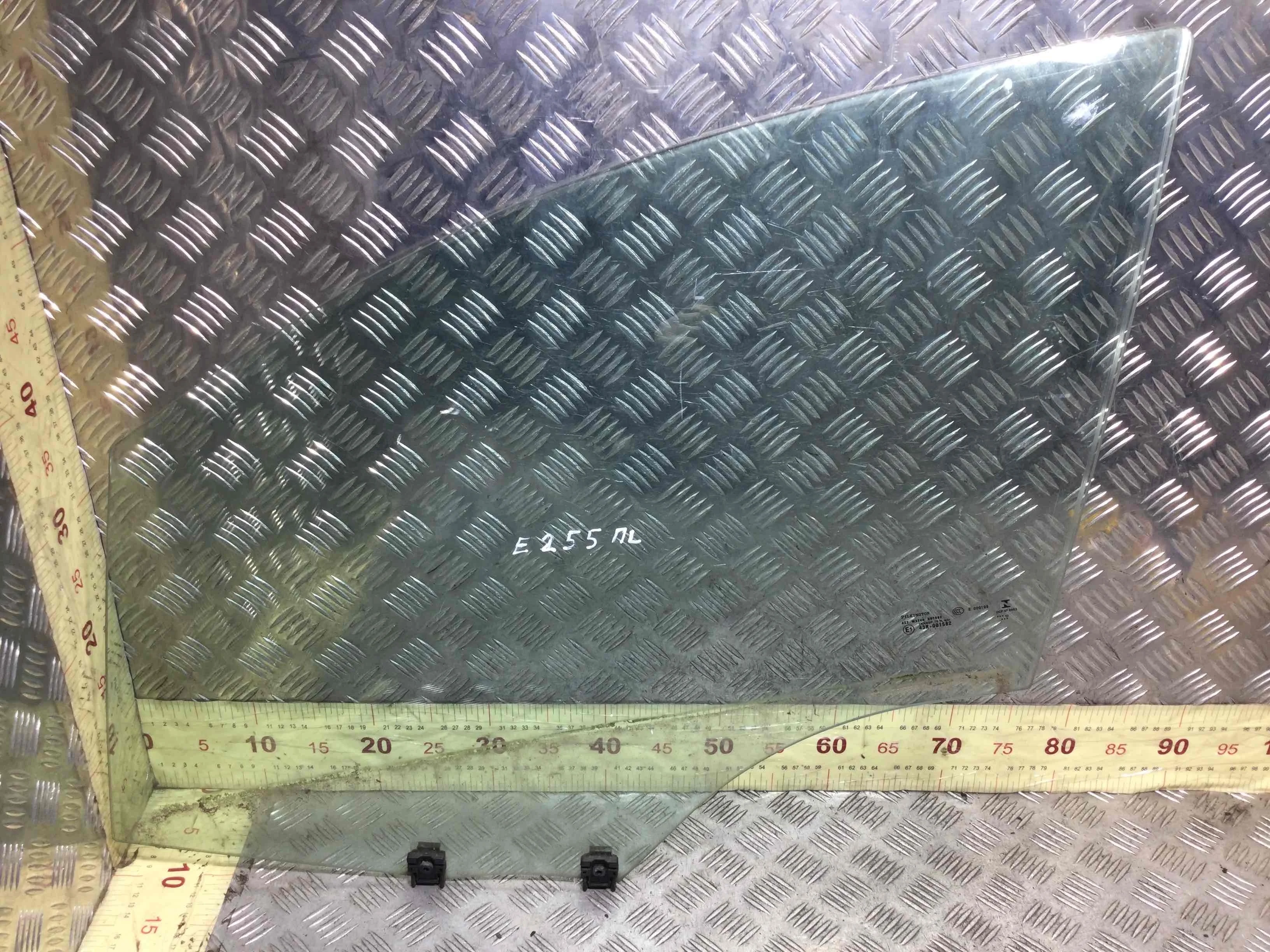 Стекло двери передней левой Citroen C4 2 поколение 2011 - 2021 дизель 1.6 HDI Механика Минивэн