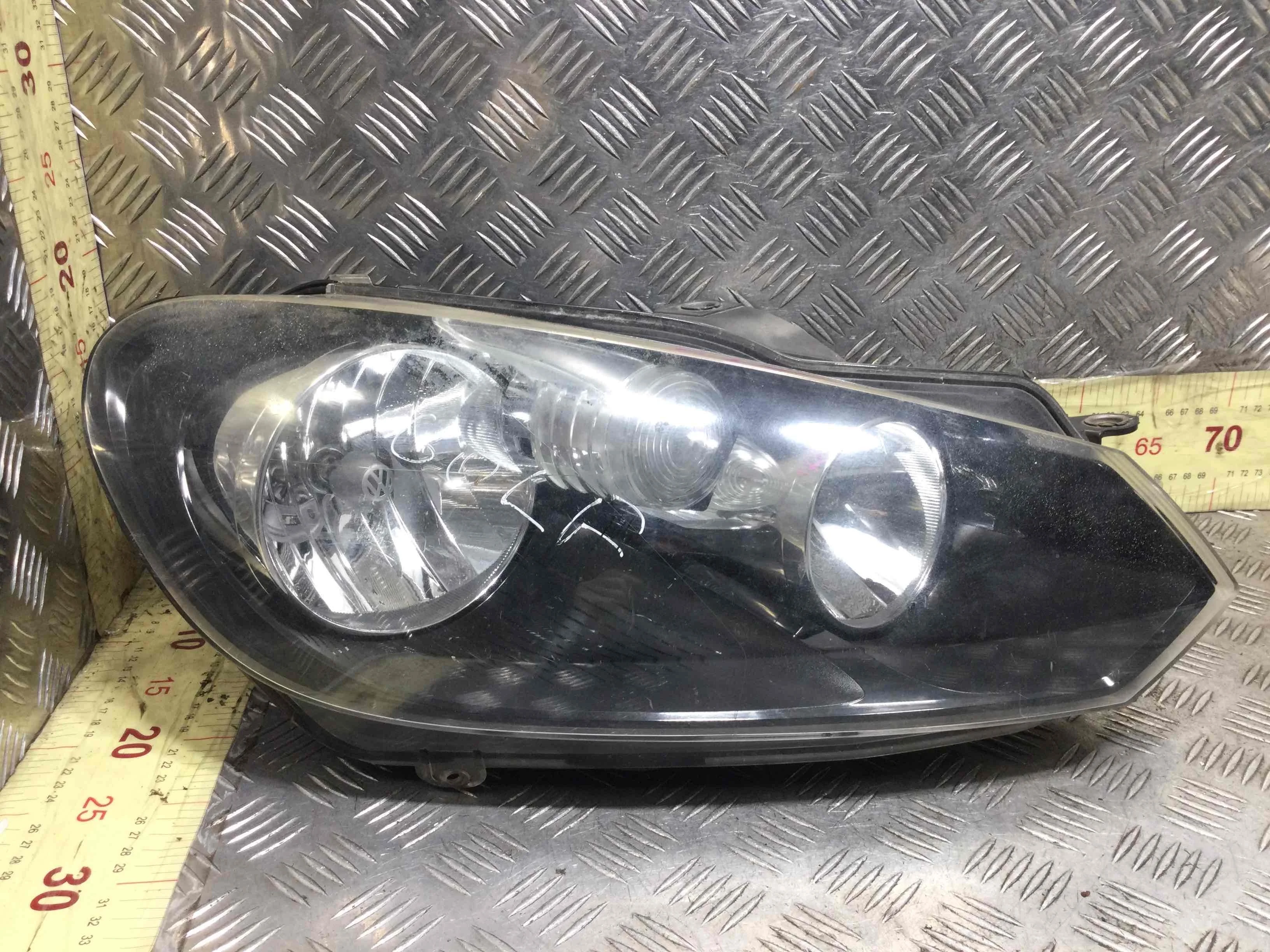 Фара правая Volkswagen Golf 6 поколение (2008-2015) бензин 1.4 i Механика Х/б