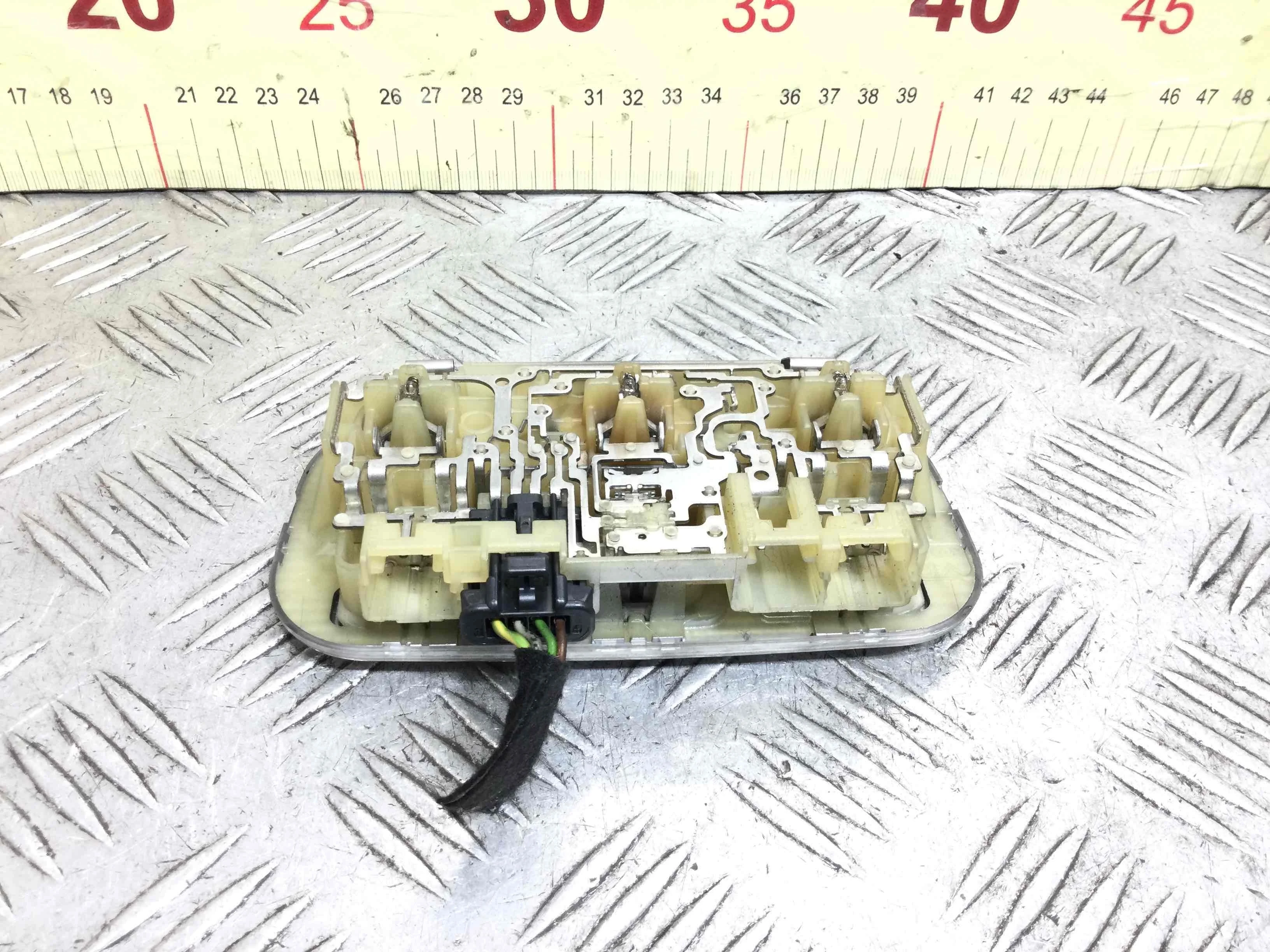 Плафон подсветки подкапотного пространства Peugeot Partner 2 поколение (2008-2012) дизель 1.6 HDI Механика Фургон