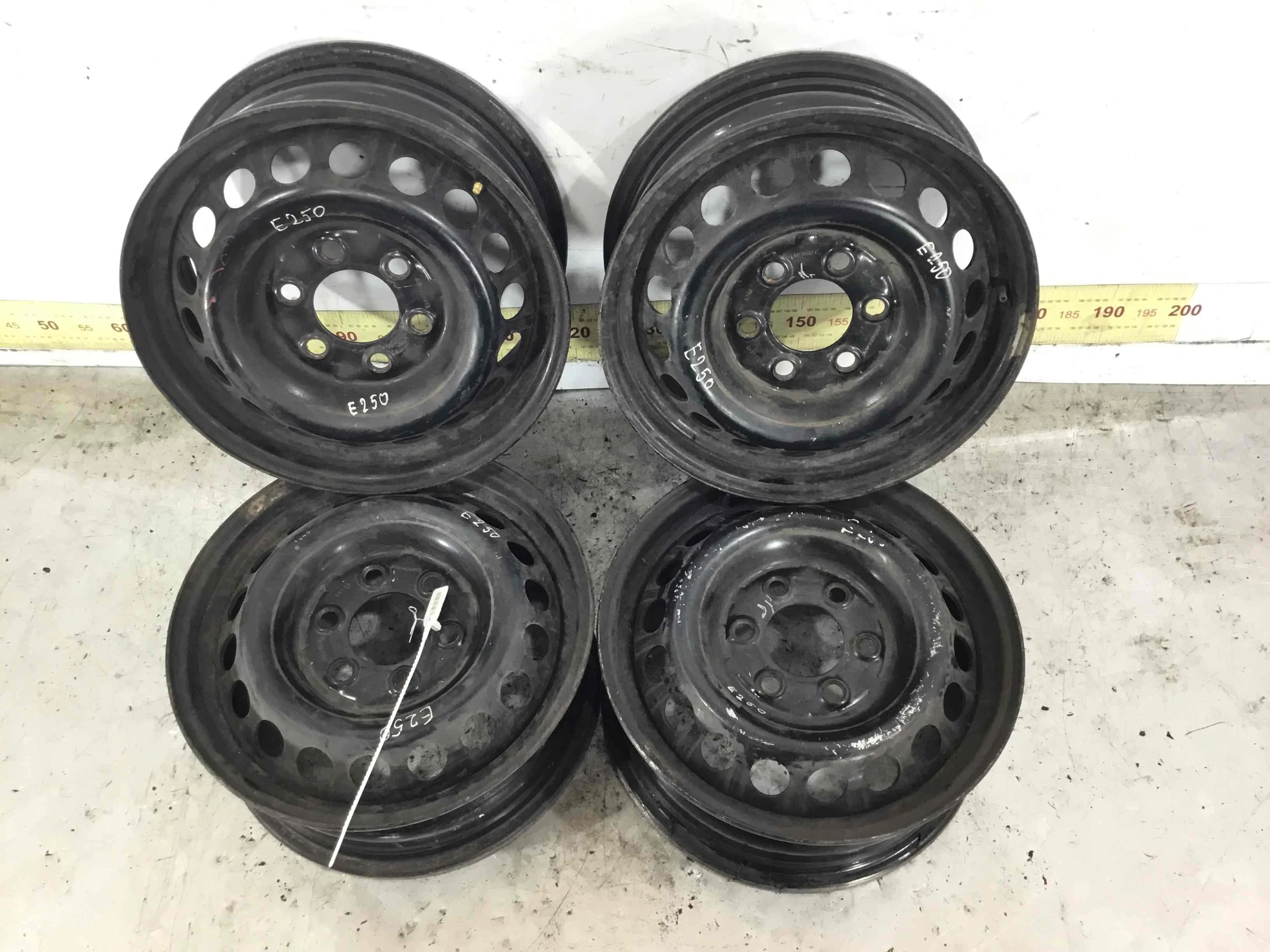 Диск штампованный Mercedes Sprinter W906 [рестайлинг] (2013-2018) дизель 2.2 CDI Механика Микроавтобус