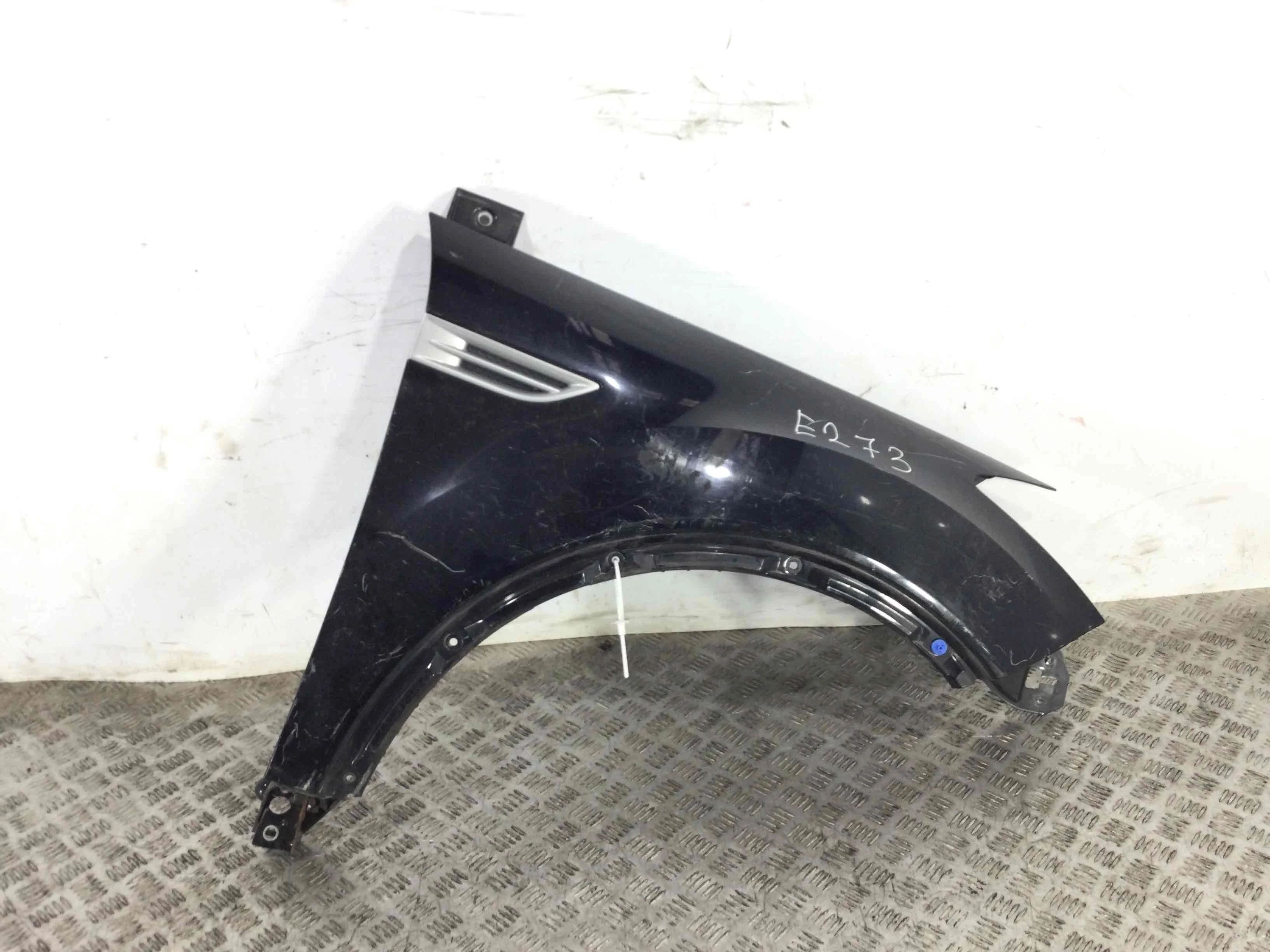 Крыло переднее правое Ford Kuga Kuga I (2008-2012) дизель 2.0 TDCi Механика Кроссовер