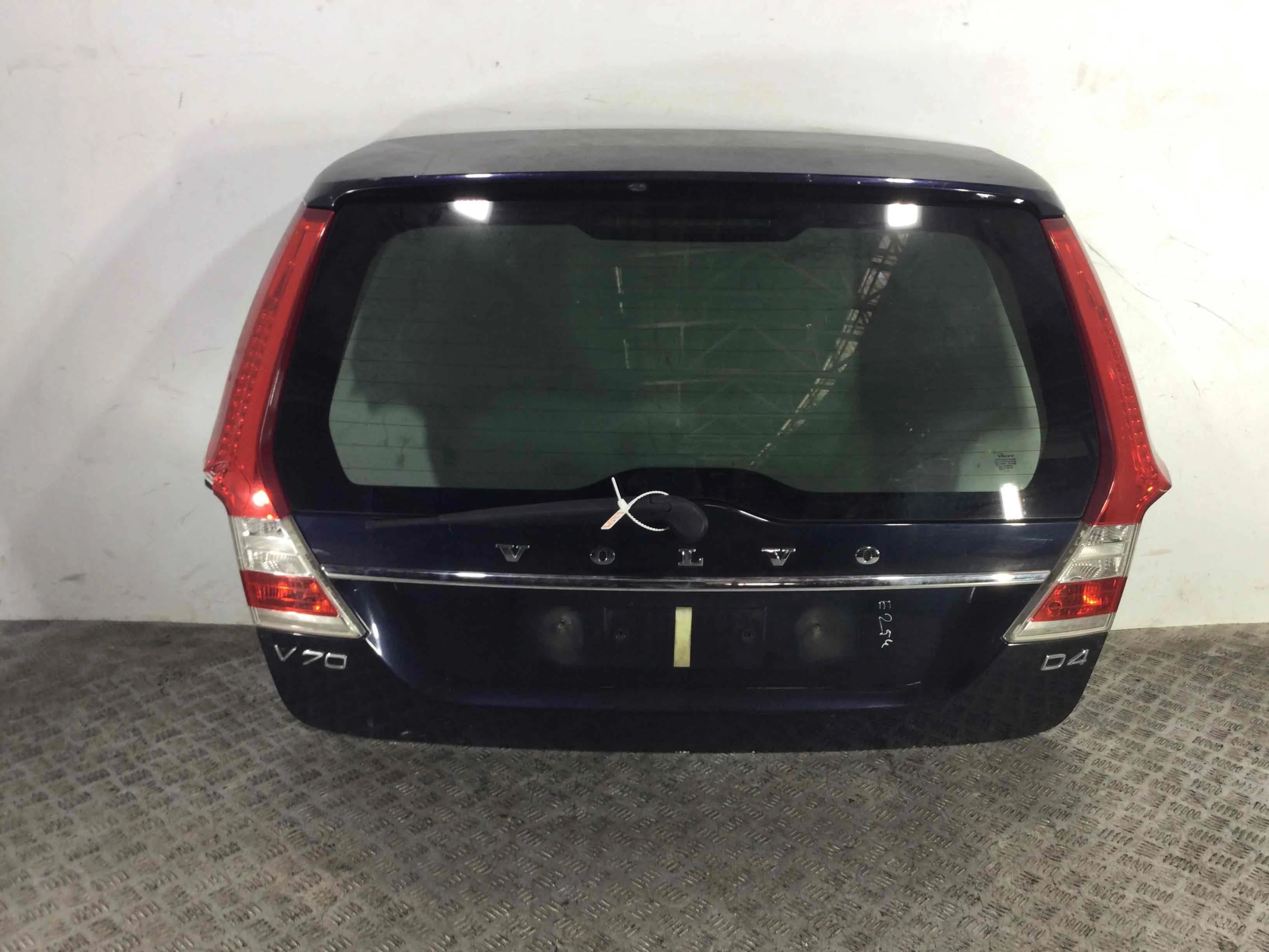 Крышка багажника (дверь 3-5) Volvo V70 3 поколение (рестайлинг) (2013-2026) дизель 2.0 TD Автомат Универсал