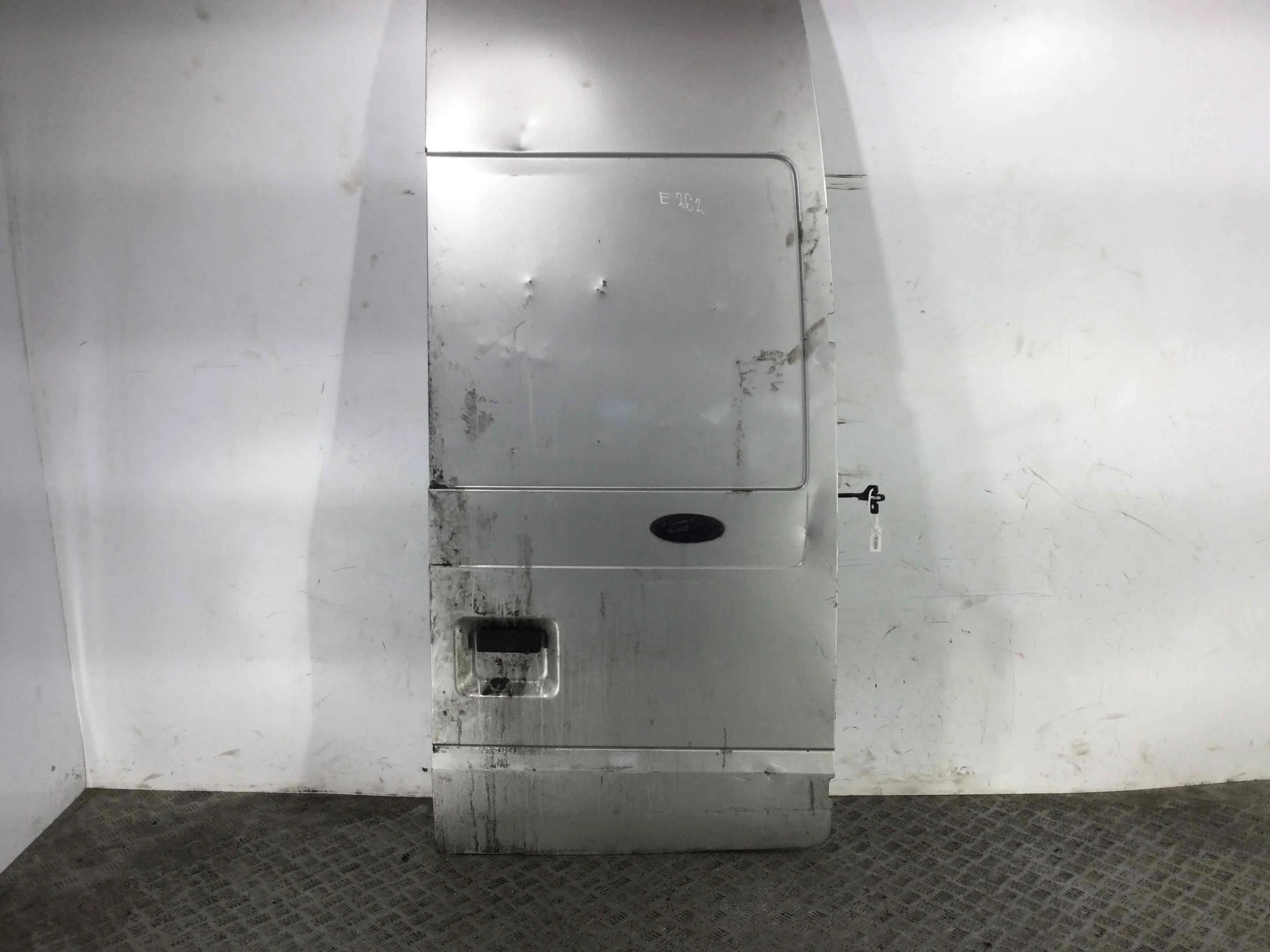 Дверь задняя распашная правая Ford Transit 3 поколение (2000-2006) дизель 2.0 TDCi Механика Микроавтобус