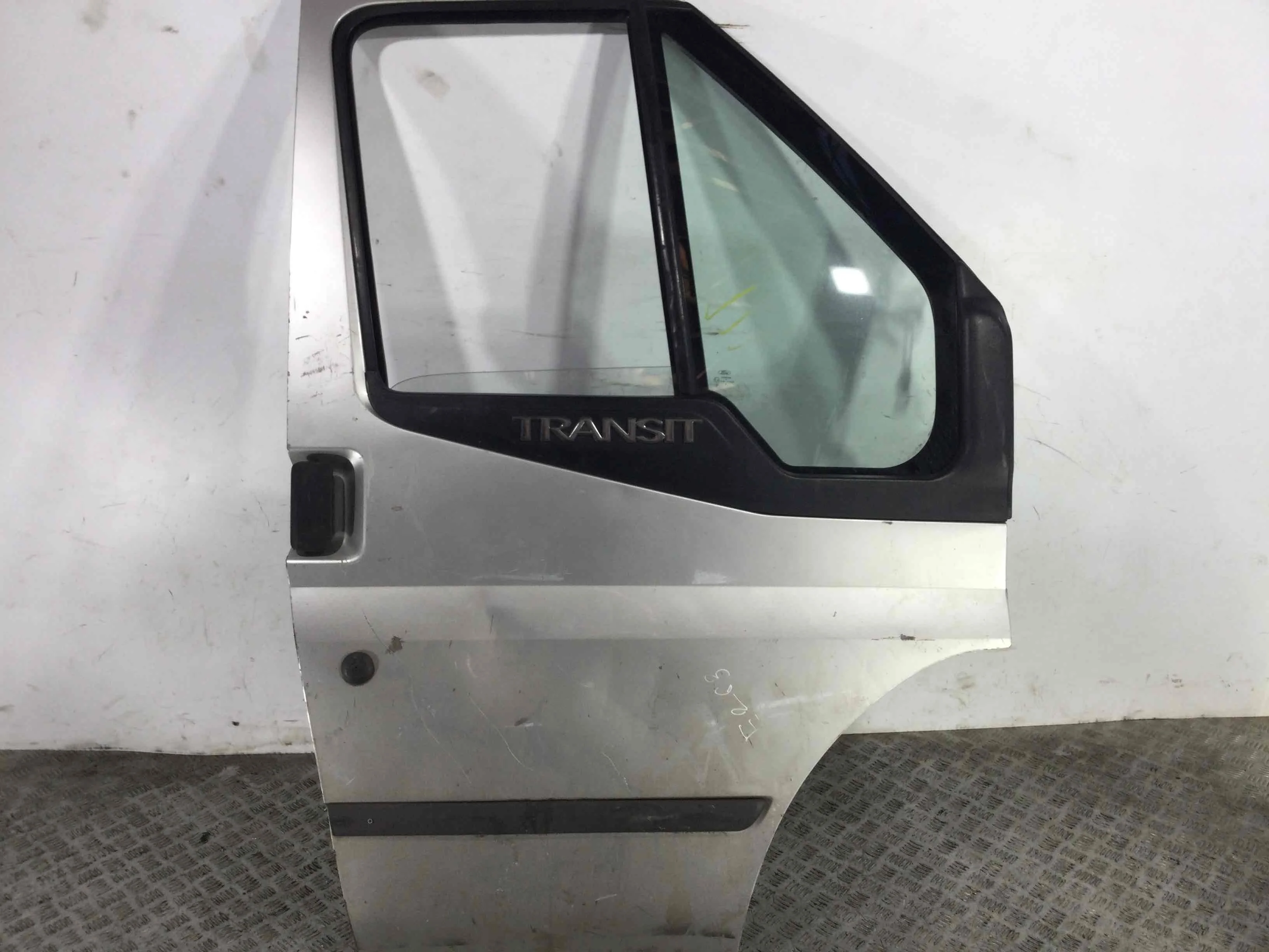 Дверь передняя правая Ford Transit 3 поколение [рестайлинг] (2006-2013) дизель 2.4 TDCi Механика Микроавтобус