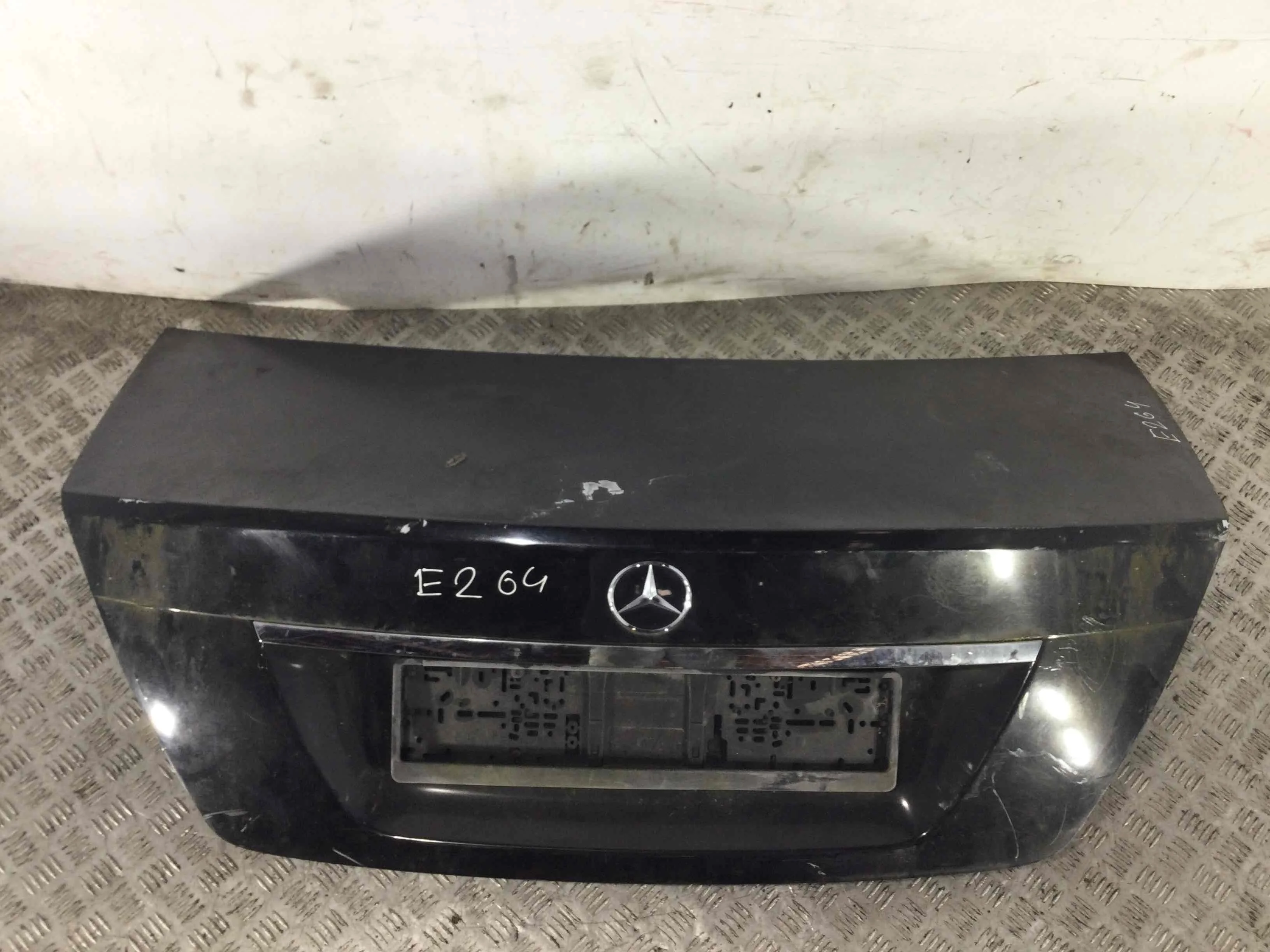 Крышка багажника (дверь 3-5) Mercedes C-klasse W204/S204 (2007-2012) дизель 2.2 CDI Автомат Седан