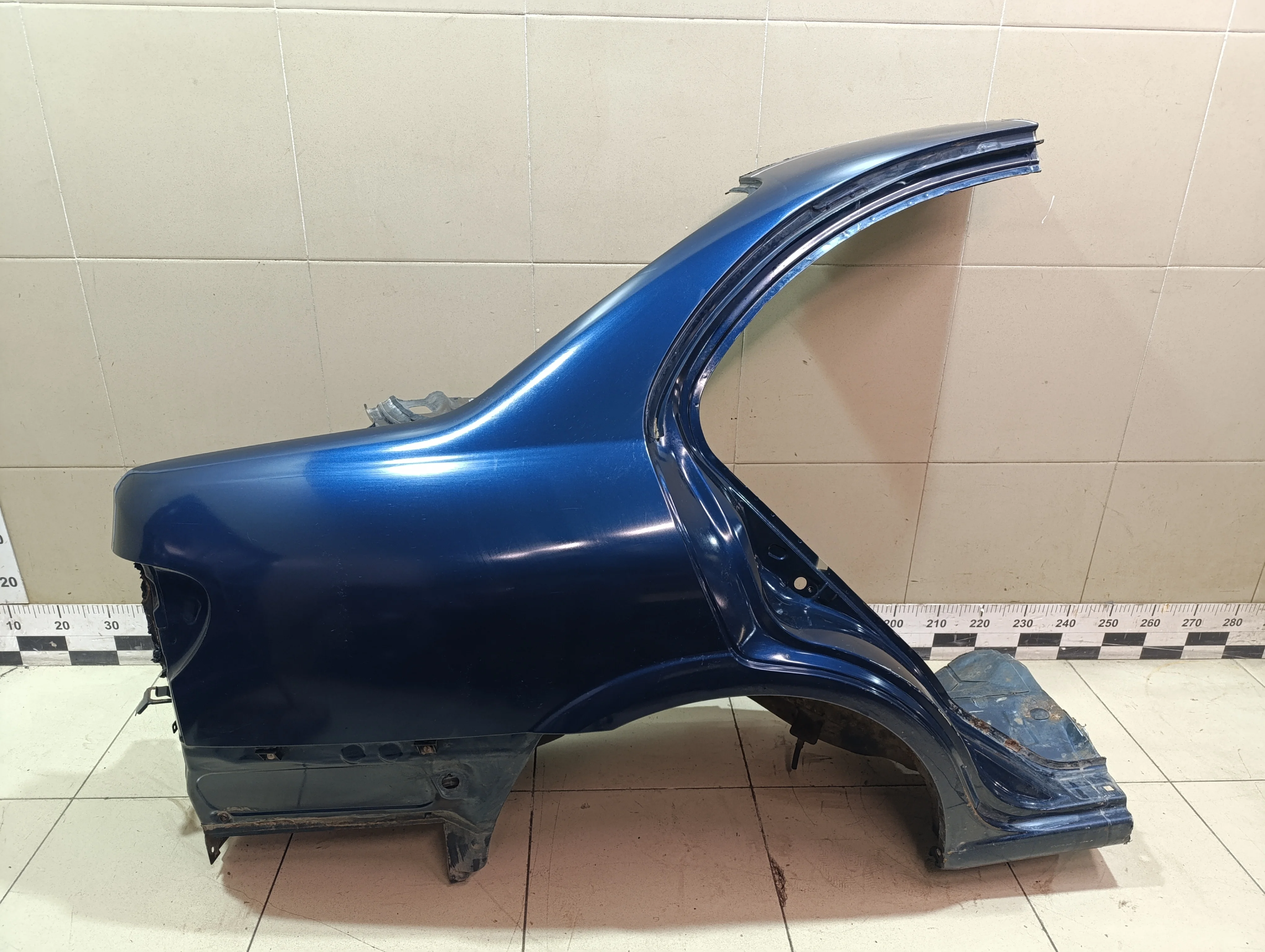 Крыло заднее правое Almera N16 2000-2006