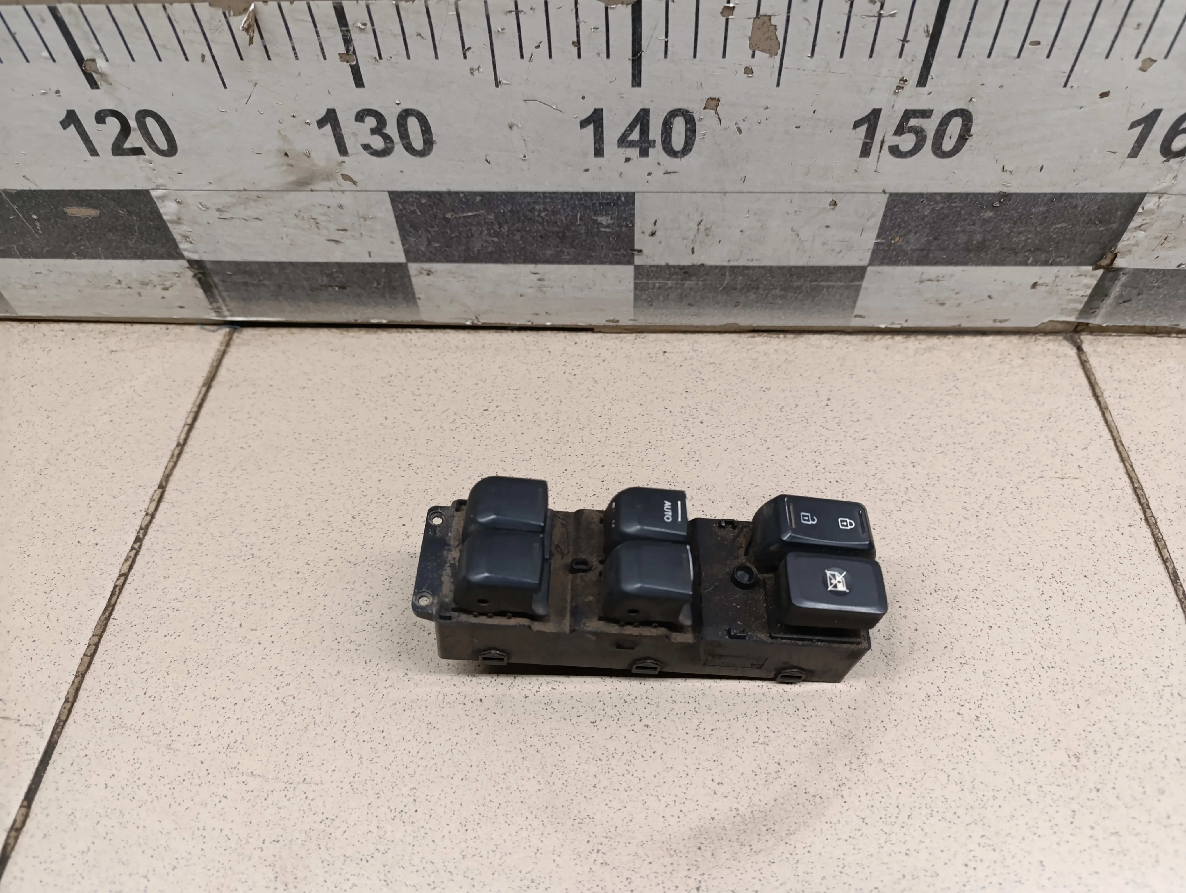 Блок управления стеклоподъемниками RIO 2011-2017