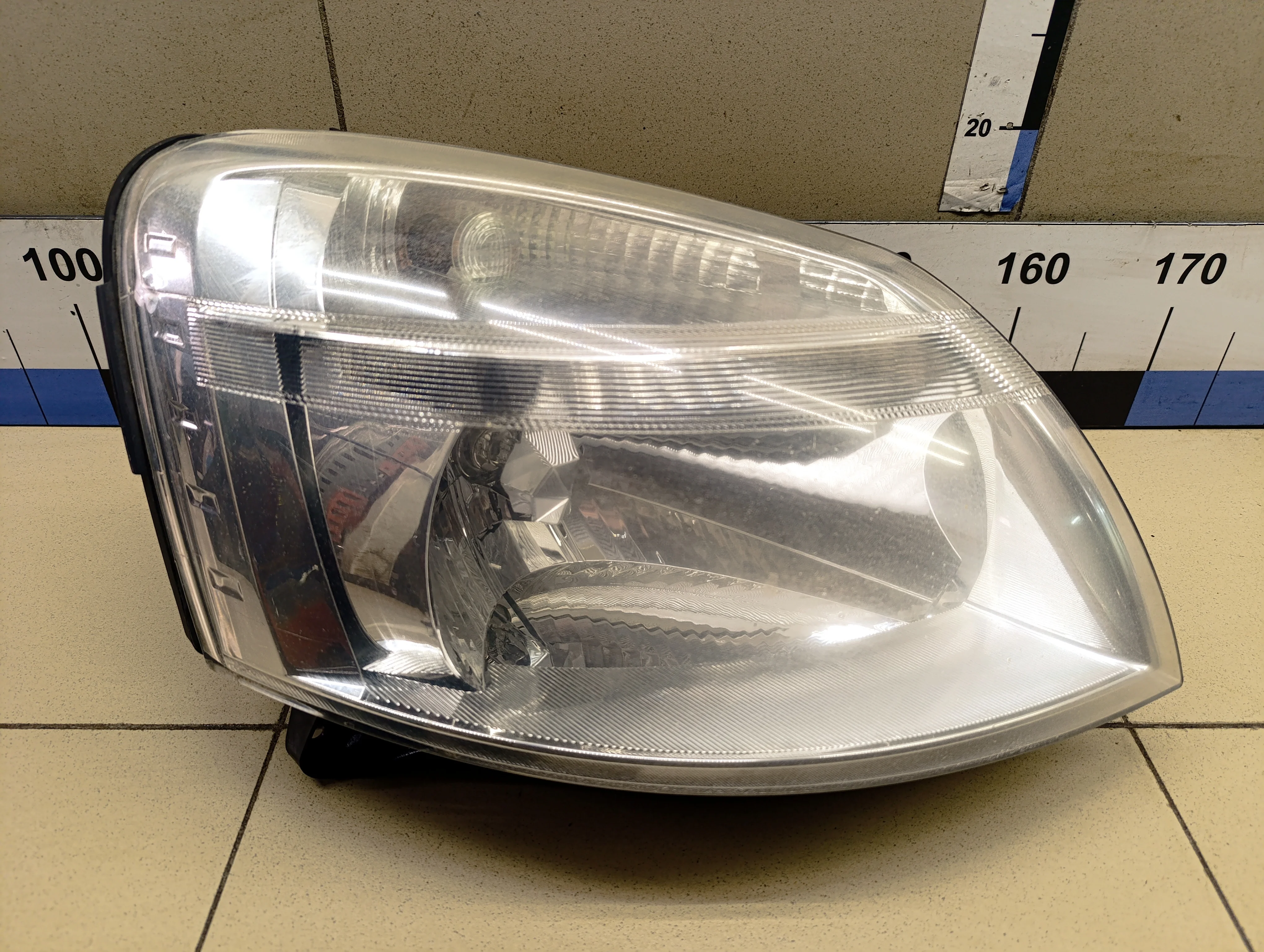 Фара правая Berlingo(FIRST) (M59) 2002-2010