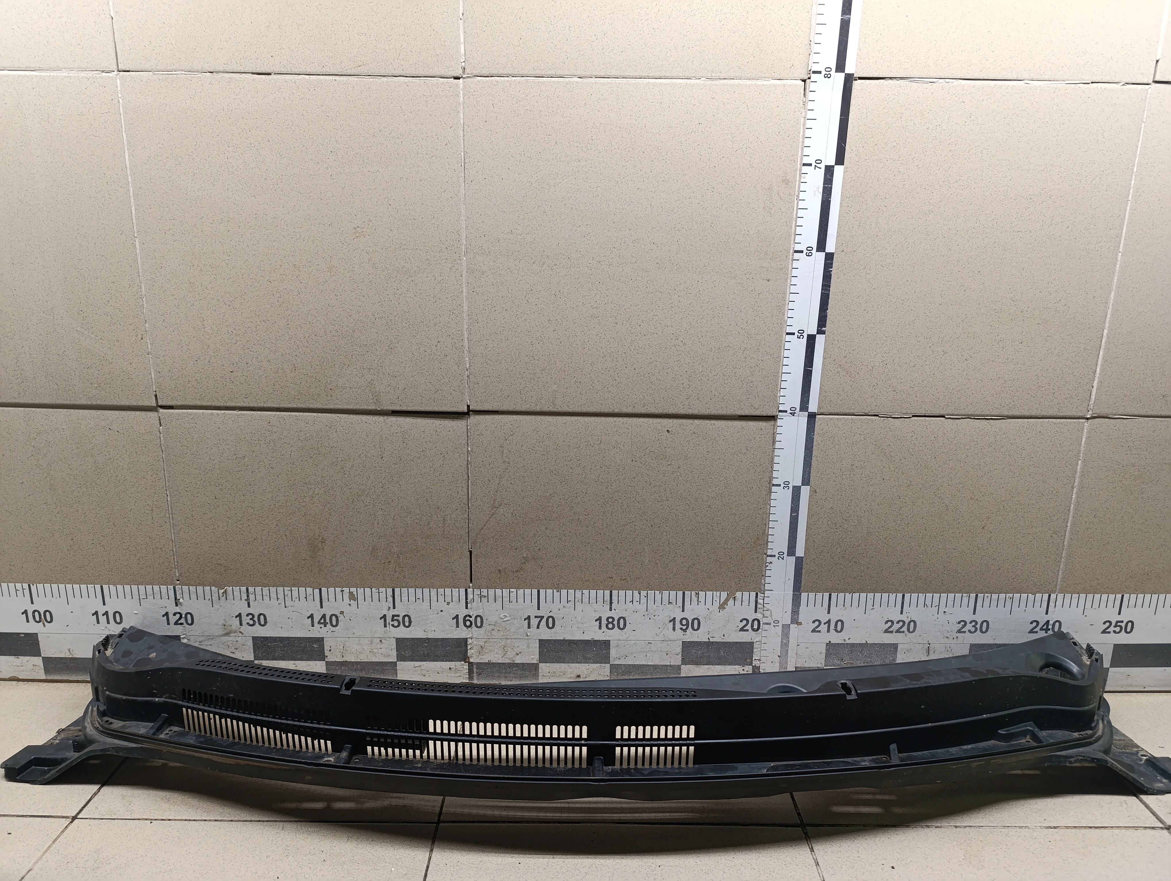 Решетка стеклооч. (планка под лобовое стекло) RIO 2011-2017