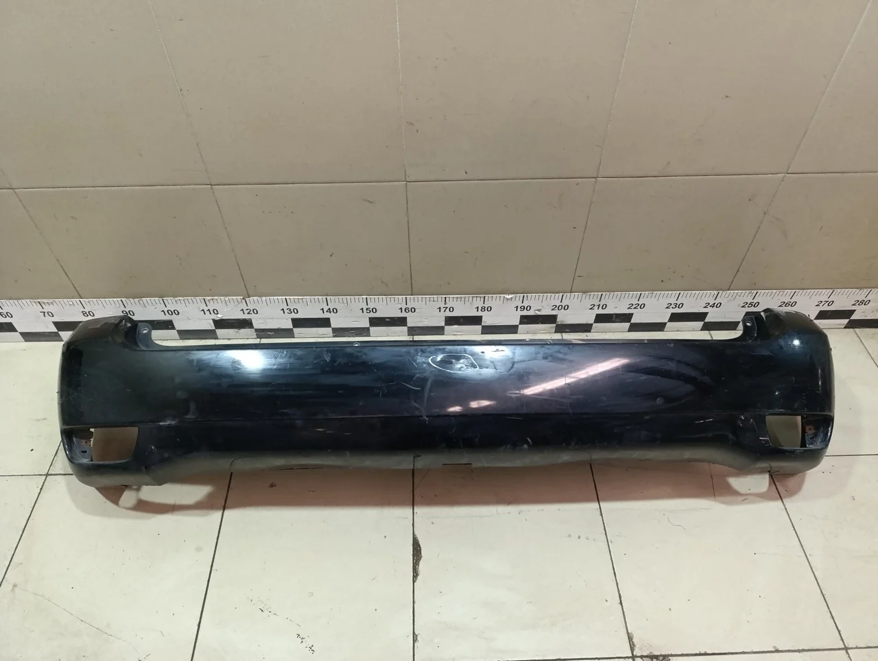 Бампер задний Matrix 2001-2010