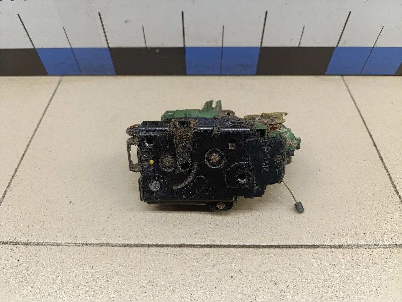 Замок двери задней правой Octavia (A4 1U-) 2000-2011