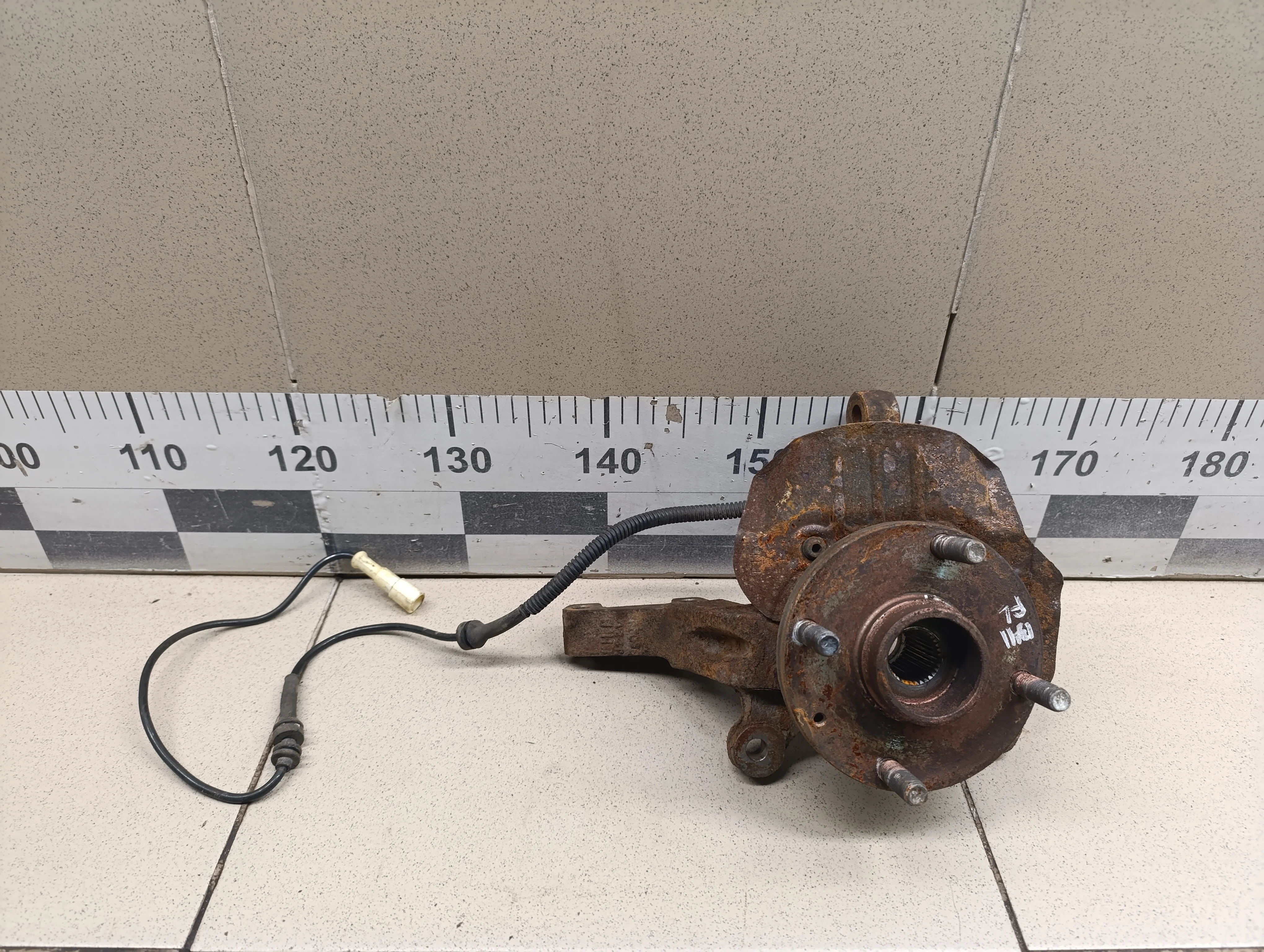 Кулак поворотный передний левый Lacetti 2003-2013