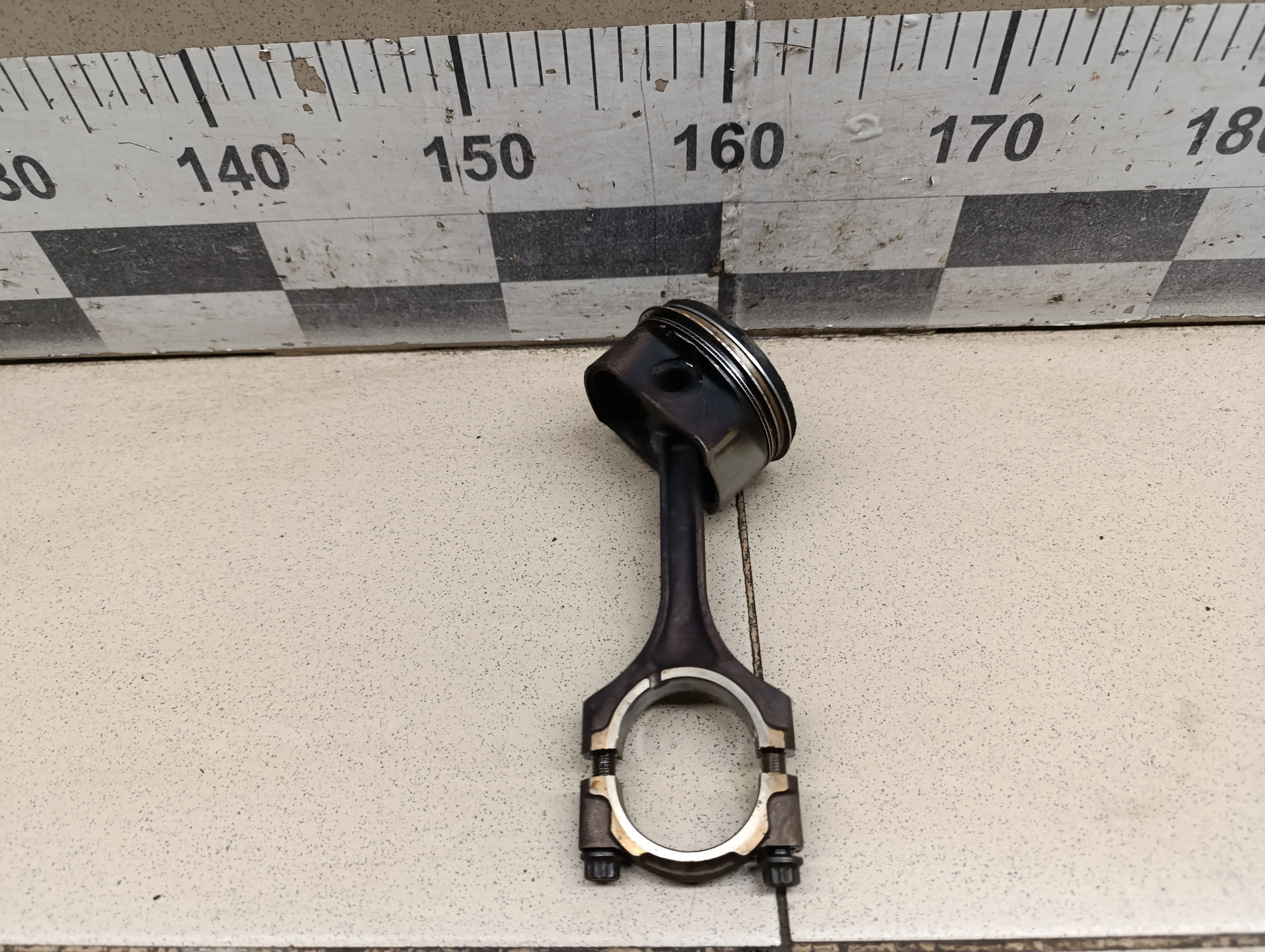 Поршень с шатуном Ceed 2012>