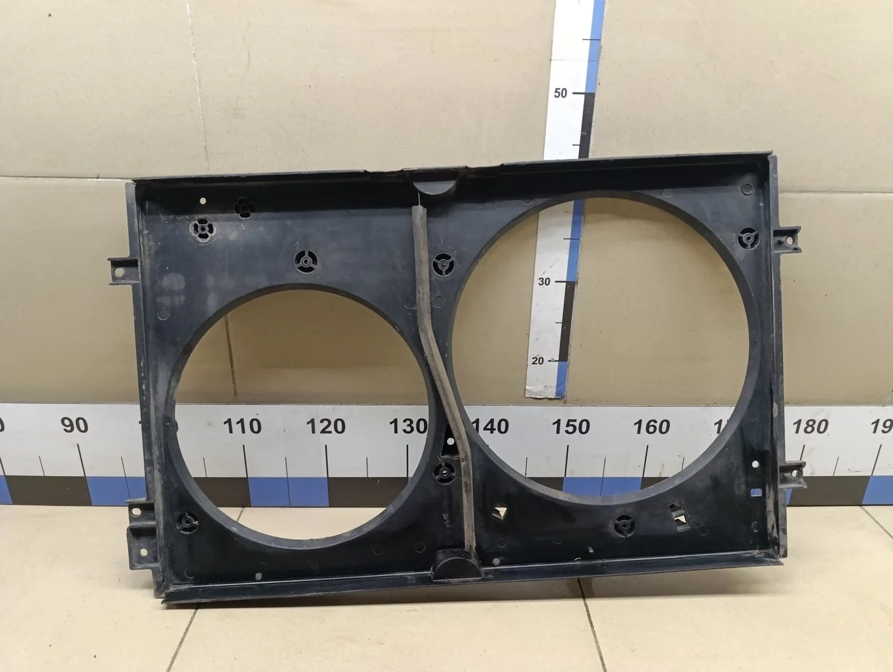 Диффузор вентилятора Octavia (A4 1U-) 2000-2011