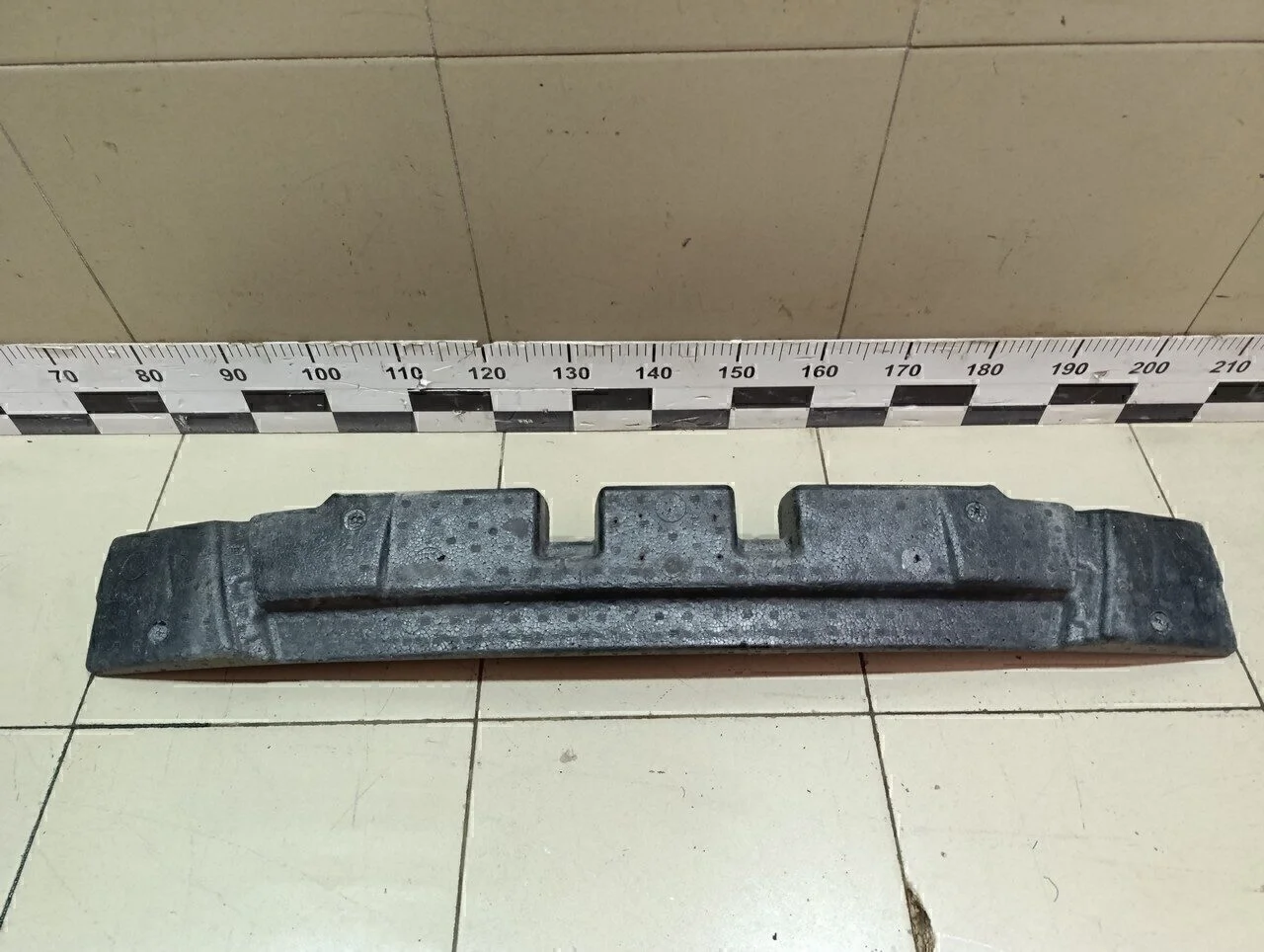 Наполнитель переднего бампера Matrix 2001-2010