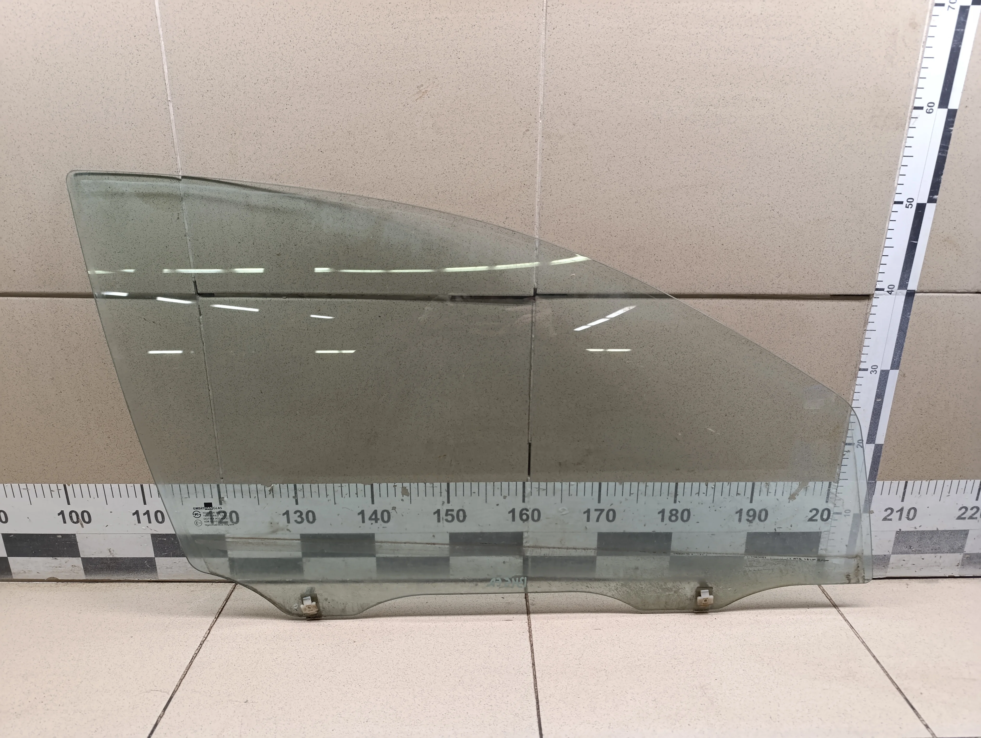 Стекло двери передней правой Aveo (T200) 2003-2008