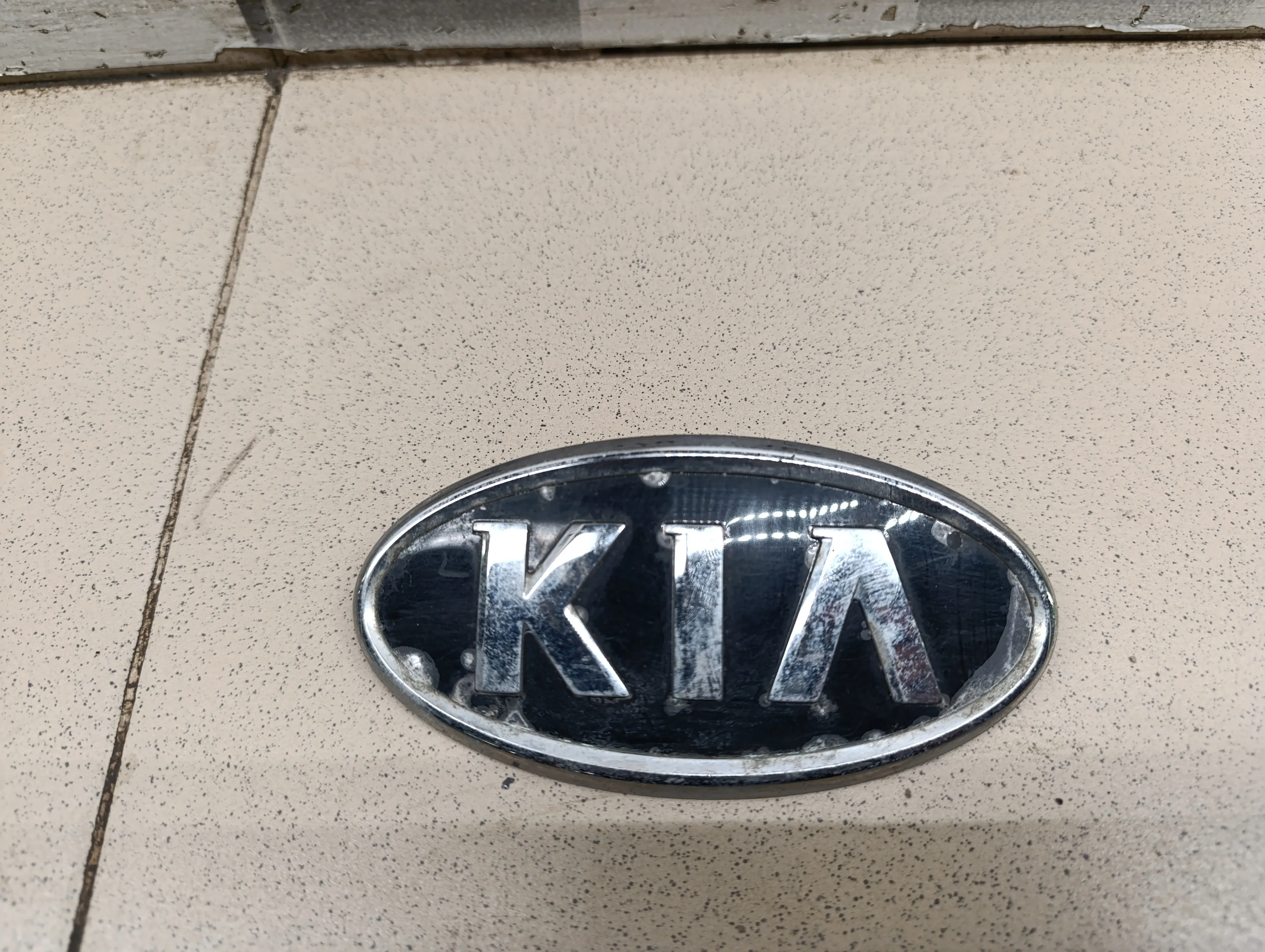 Эмблема на крышку багажника RIO 2011-2017