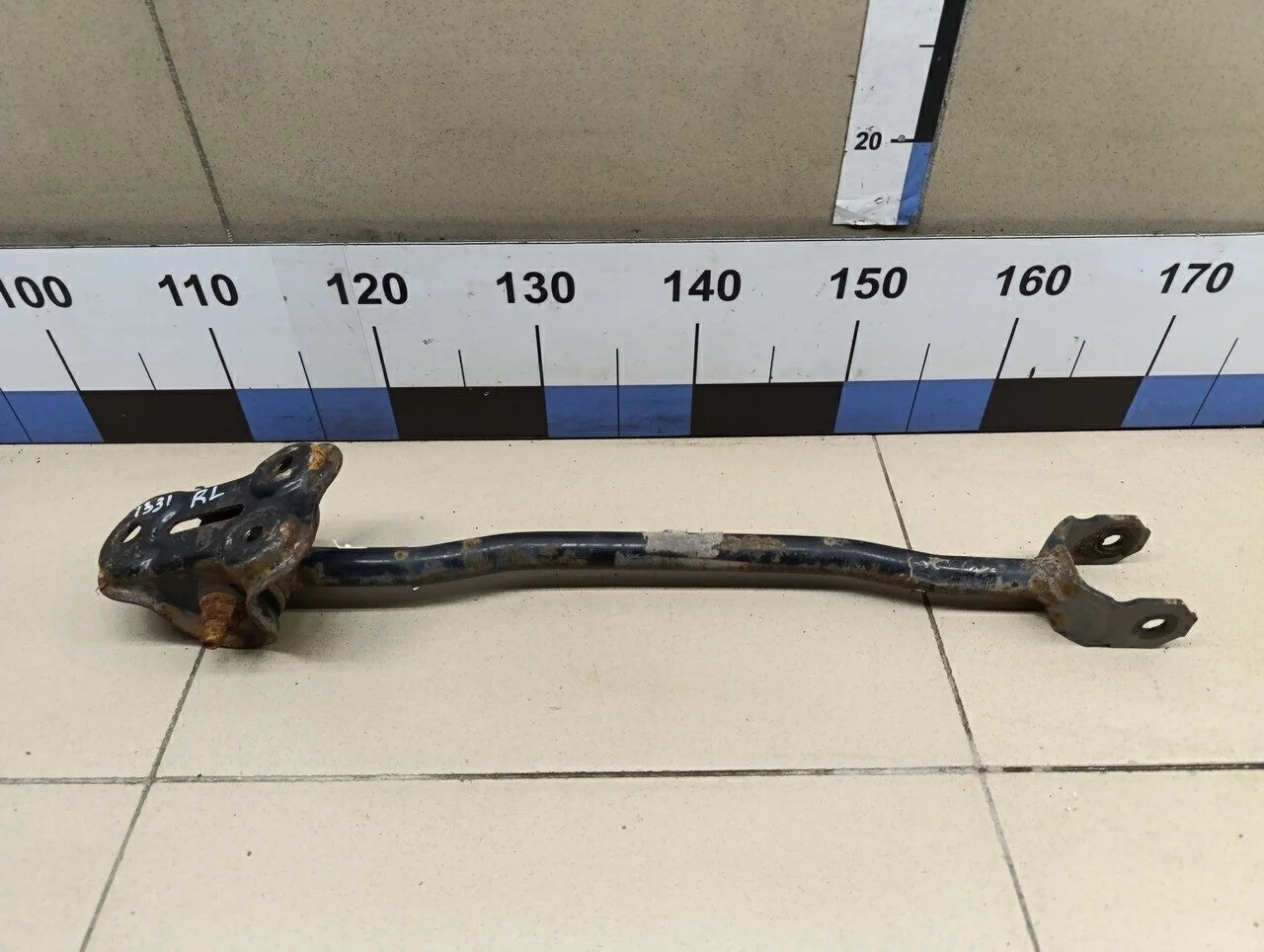 Тяга задняя продольная левая Matrix 2001-2010