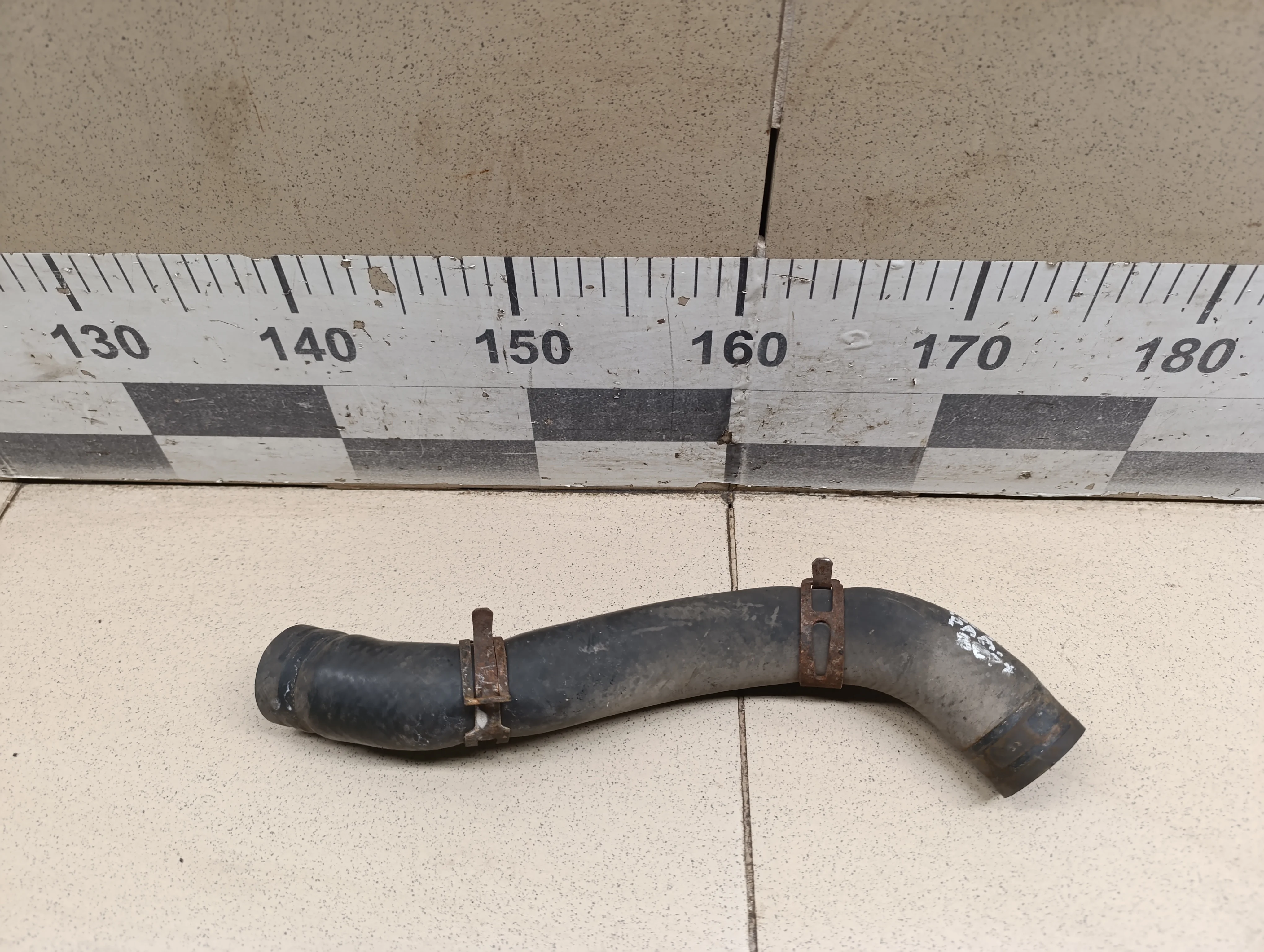 Патрубок радиатора Solaris 2010-2017