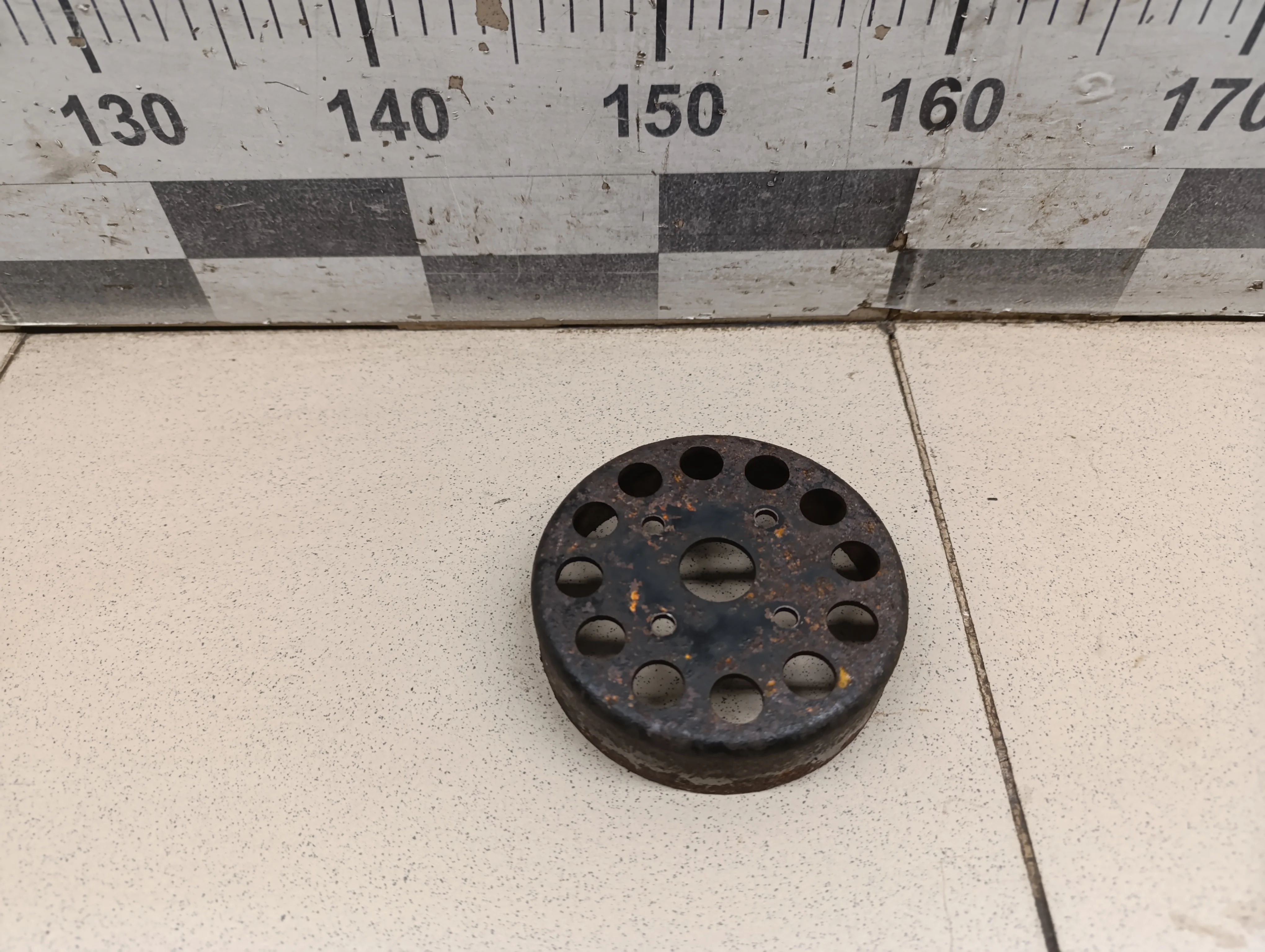 Шкив водяного насоса (помпы) Solaris 2010-2017