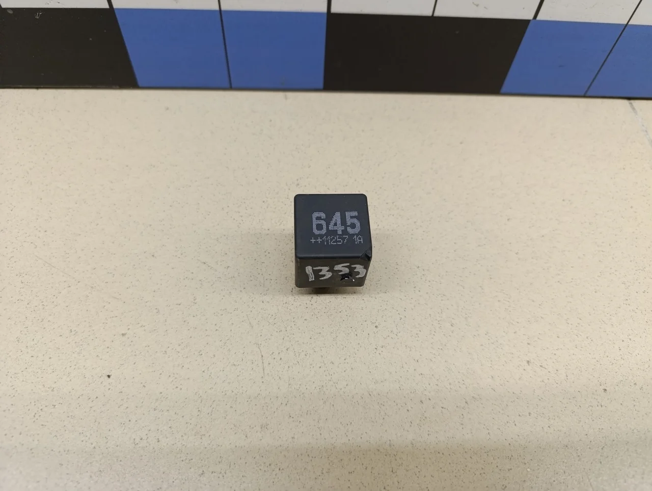 Реле 100 [C4] 1991-1994