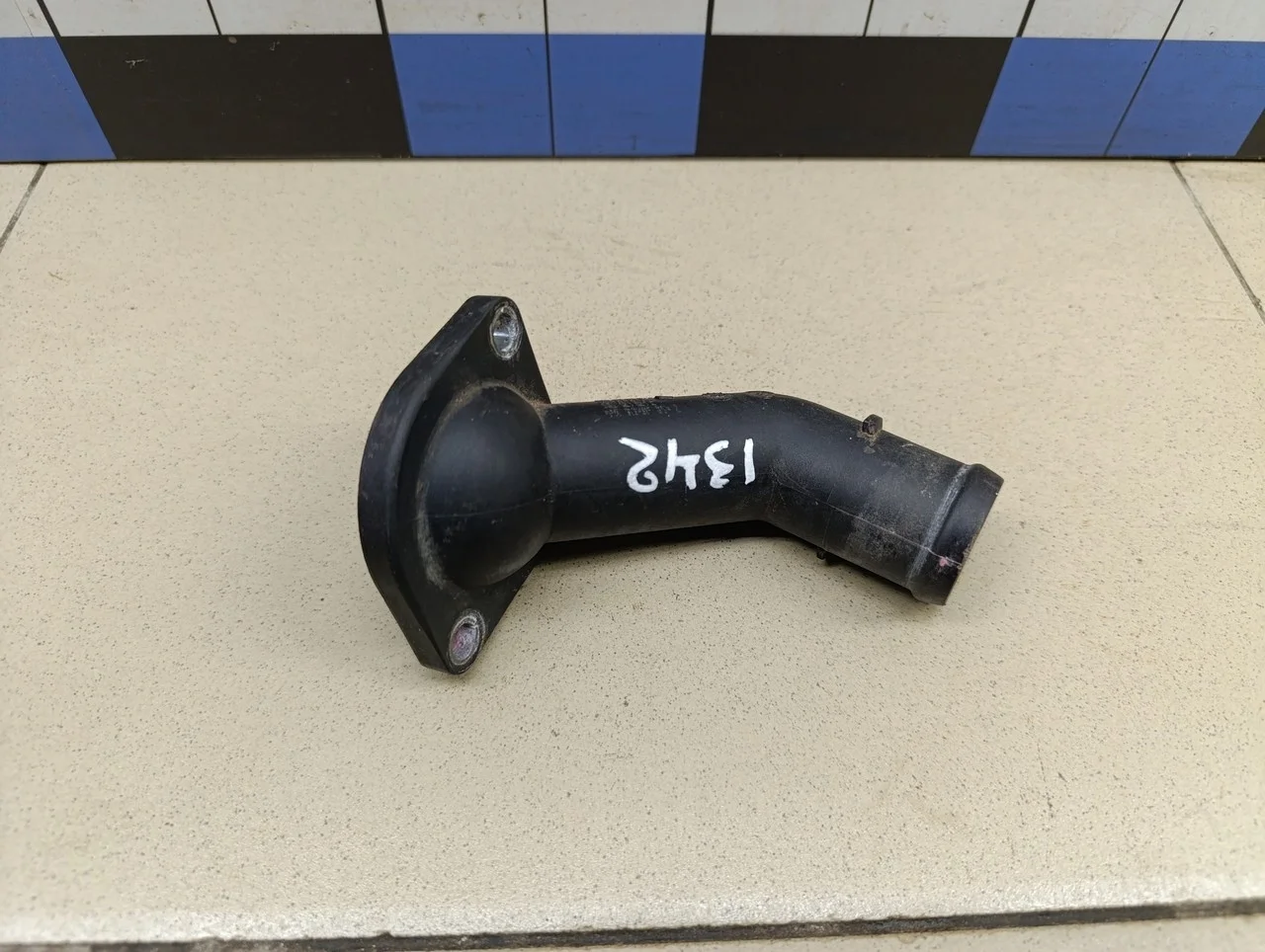 Крышка термостата A3 (8L1) 1996-2003