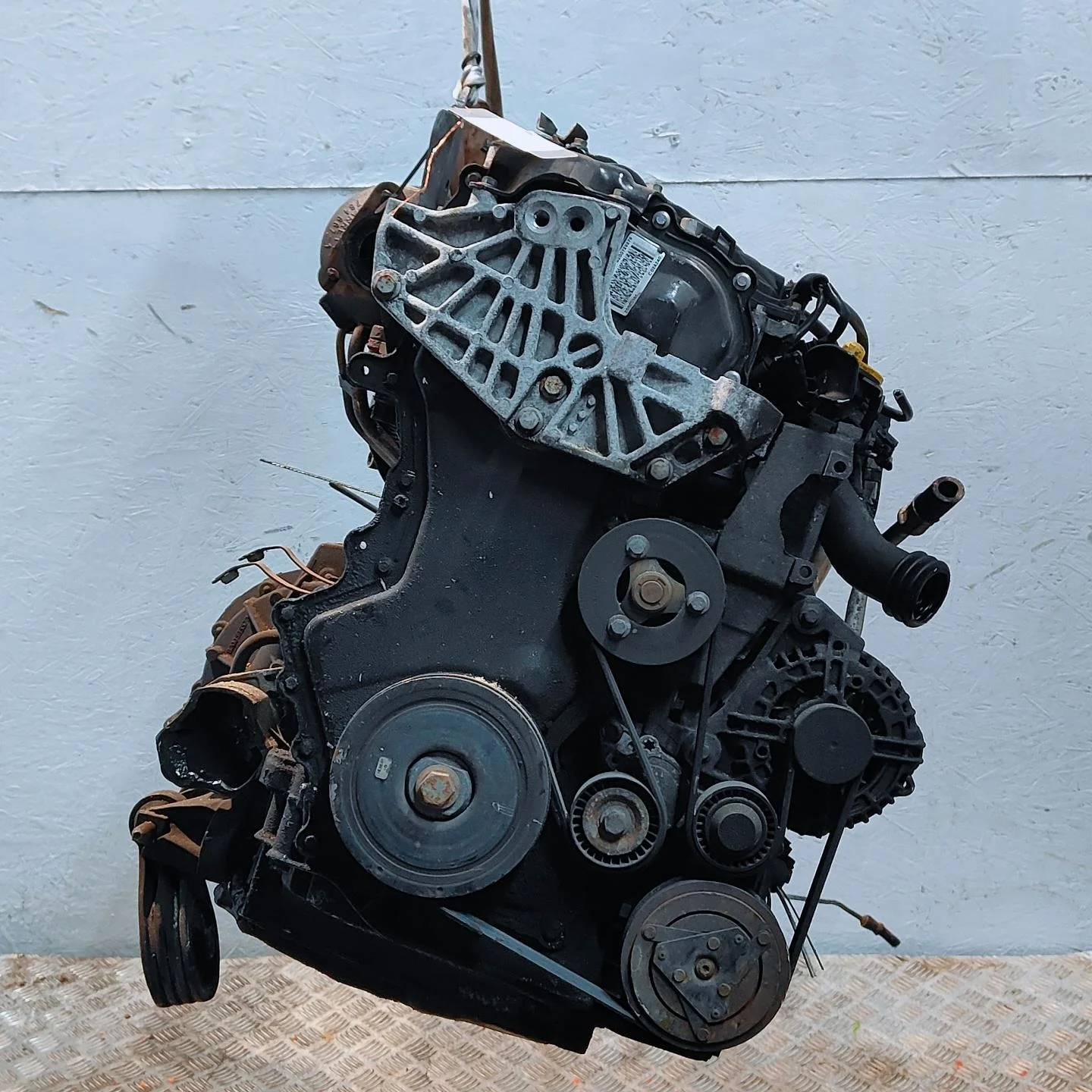 Двигатель M9R Renault Megane 2 2.0 Дизель