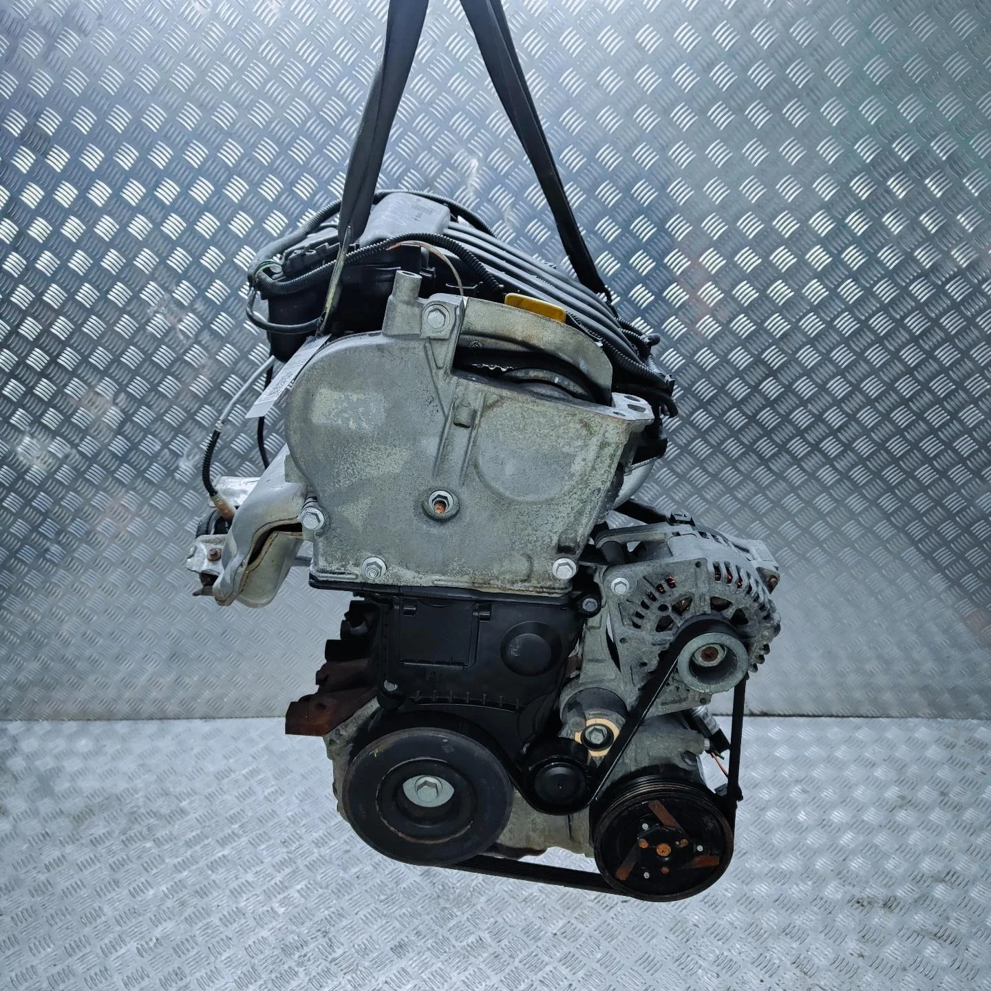 Двигатель K4M812 Renault Scenic 2 1.6 Бензин