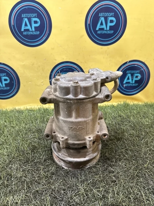 Компрессор кондиционера RENAULT LOGAN 2004-2014 8200315744 K7M
