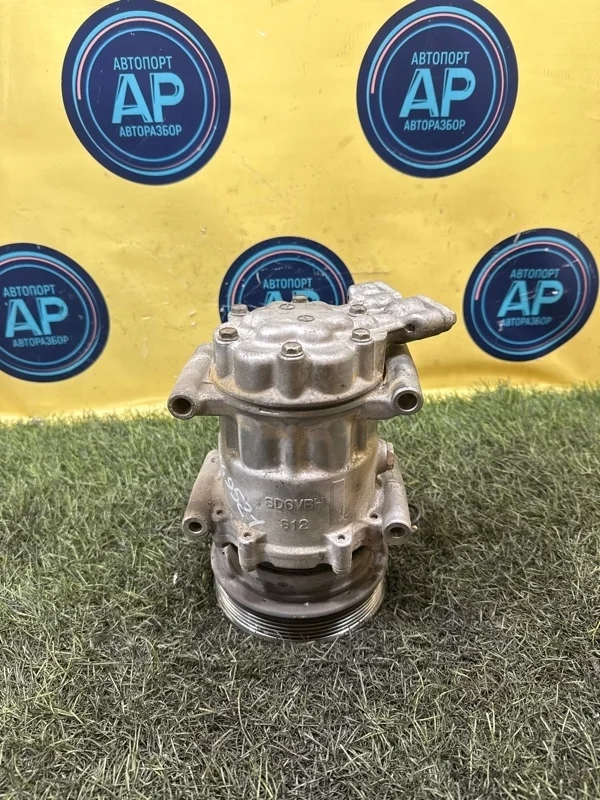 Компрессор кондиционера RENAULT SANDERO 2009-2014 8200315744 K4M