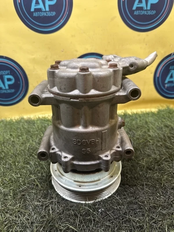 Компрессор кондиционера RENAULT SYMBOL 1997-2007 8200315744 K4J