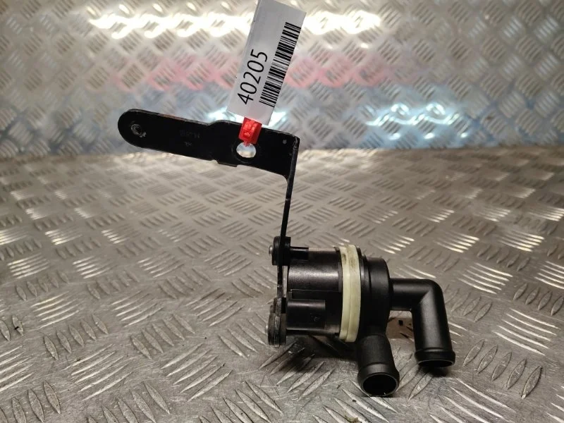 Водяной насос (Помпа) Volkswagen Tiguan 1 2.0