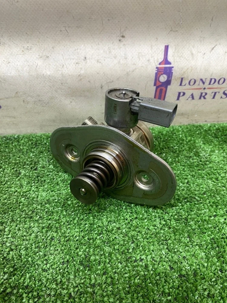 Топливный насос высокого давления BMW X1 20iX E84