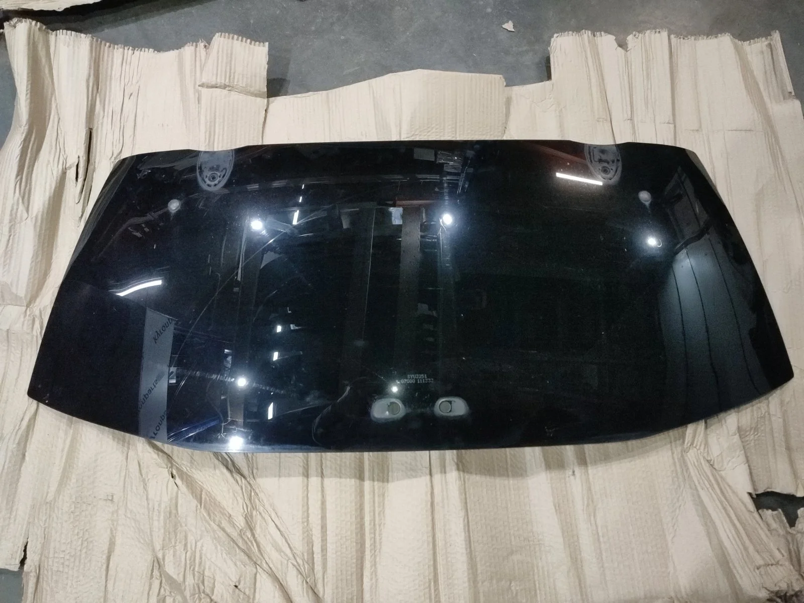 Стекло крышки багажника SsangYong Rexton 2006 Y200